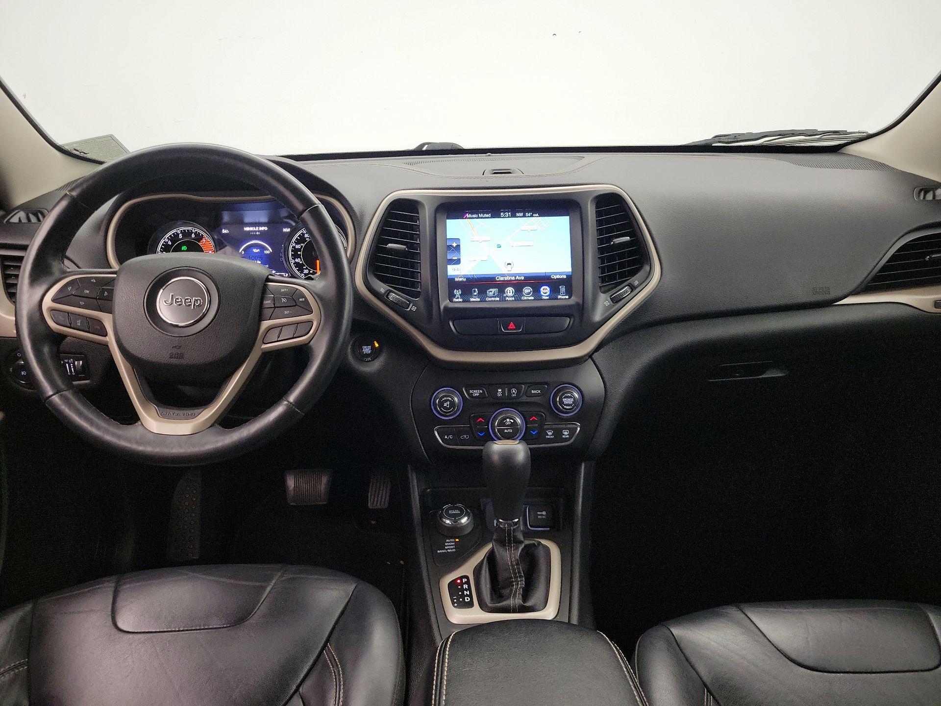 Thumbnail: 2017 Jeep Cherokee - 9