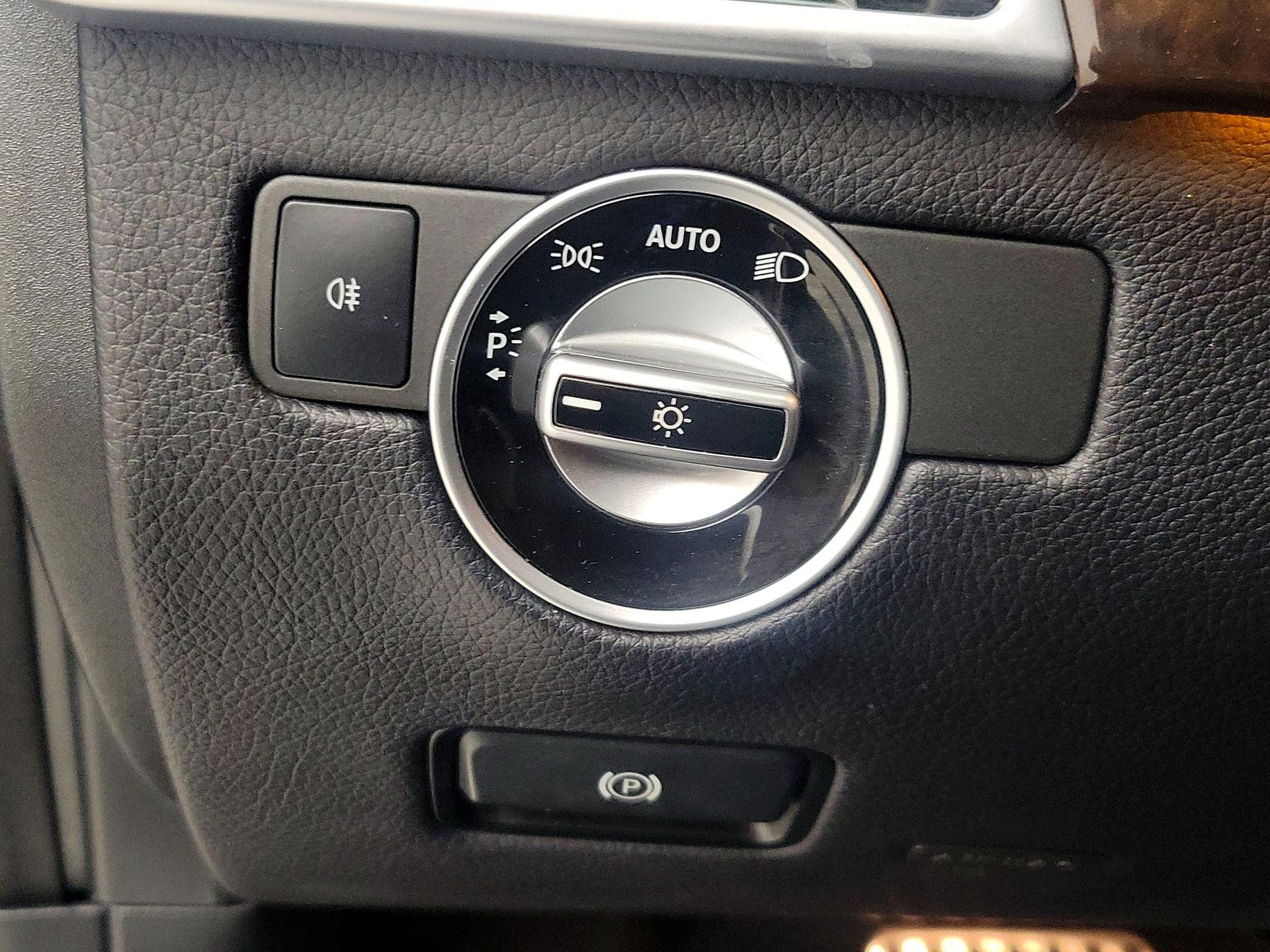 Thumbnail: 2016 Mercedes-Benz GLE - 13