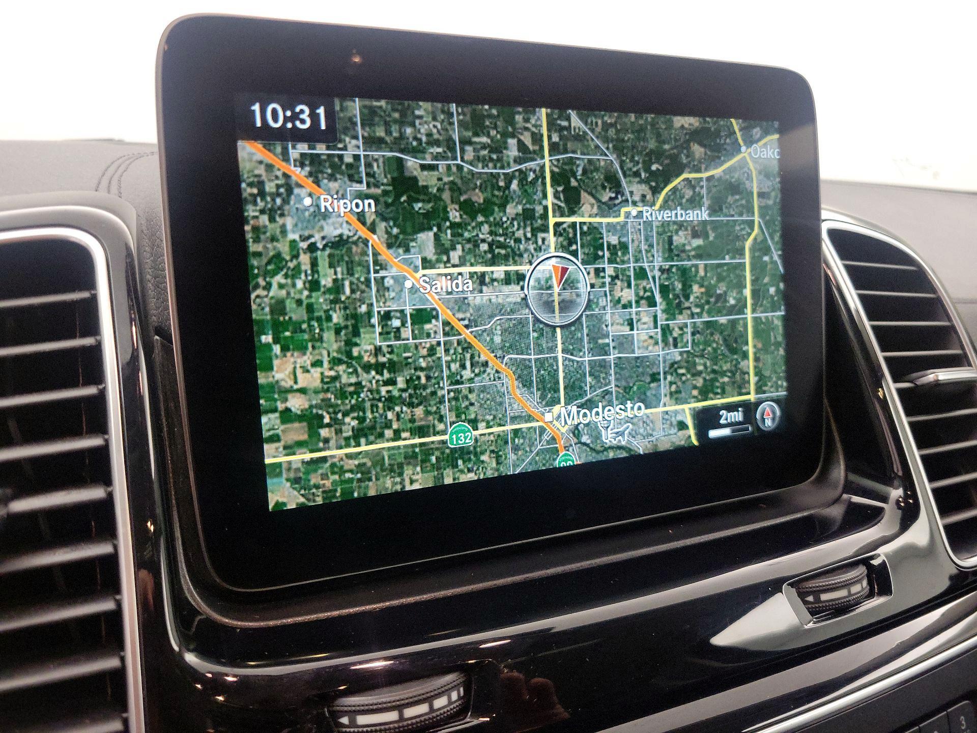 Thumbnail: 2016 Mercedes-Benz GLE - 14