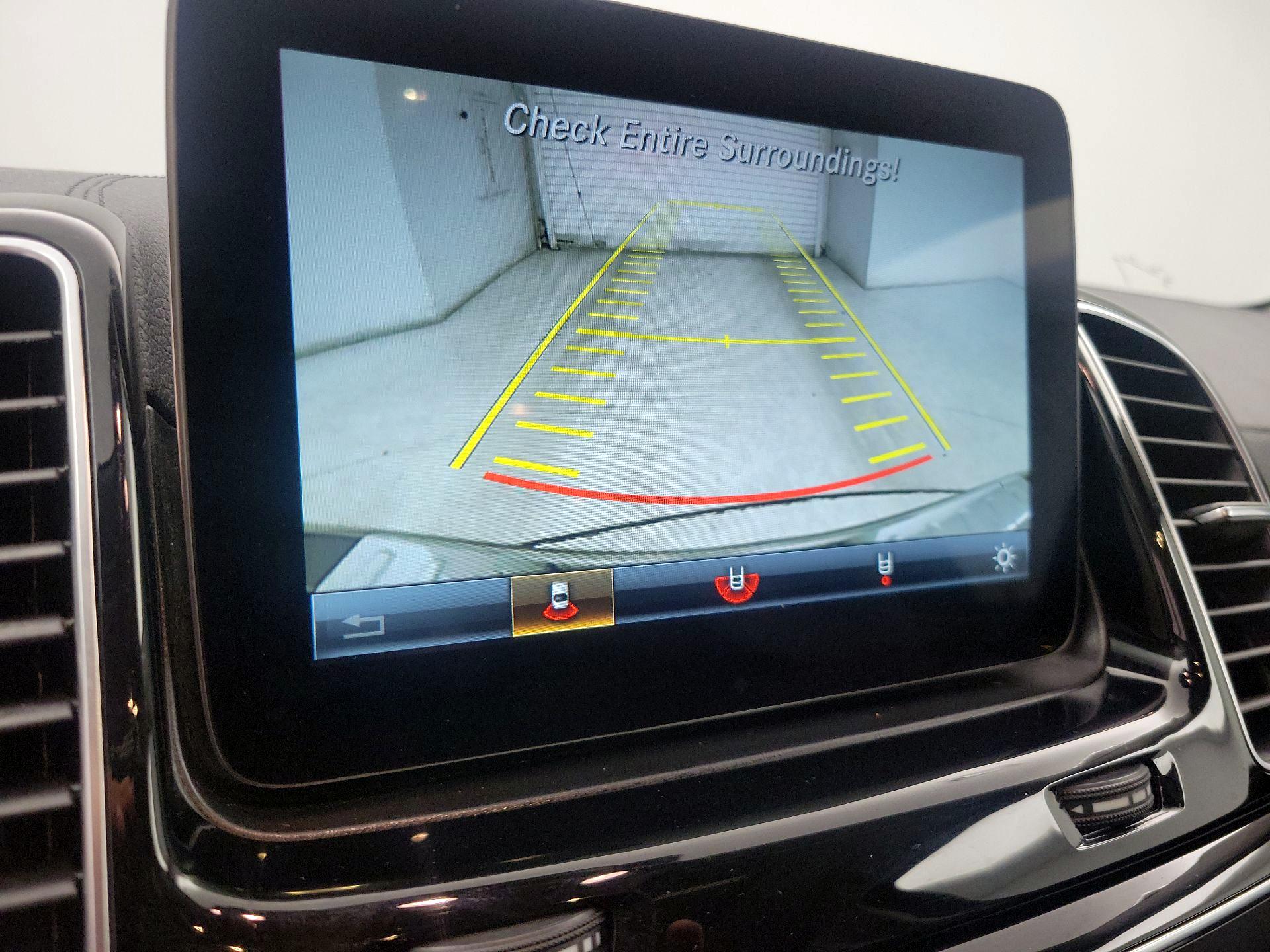 Thumbnail: 2016 Mercedes-Benz GLE - 15