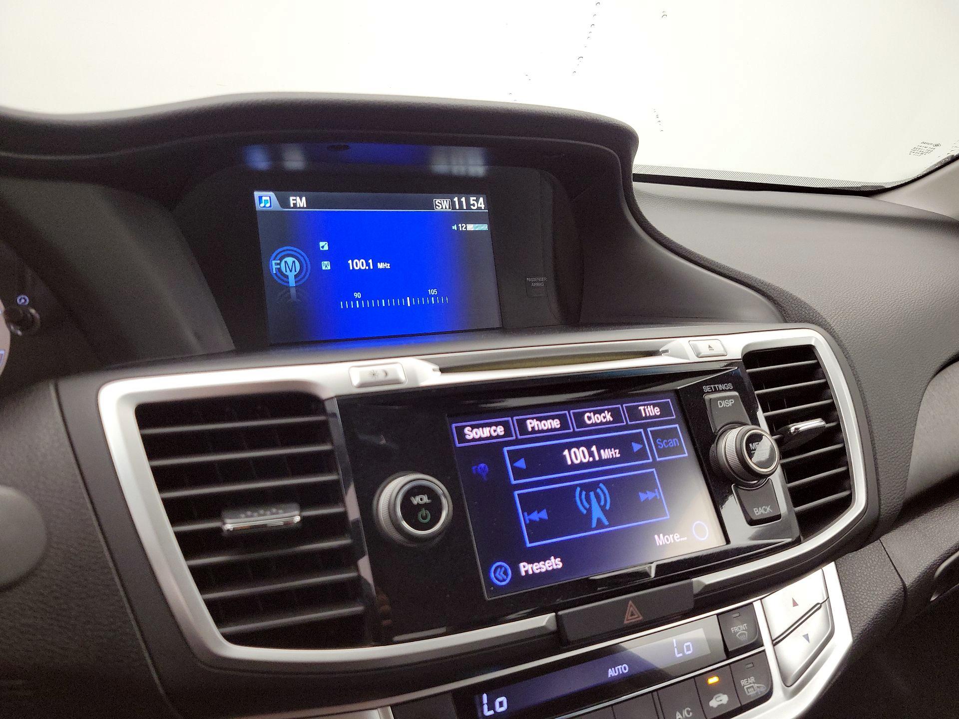 Thumbnail: 2015 Honda Accord - 15