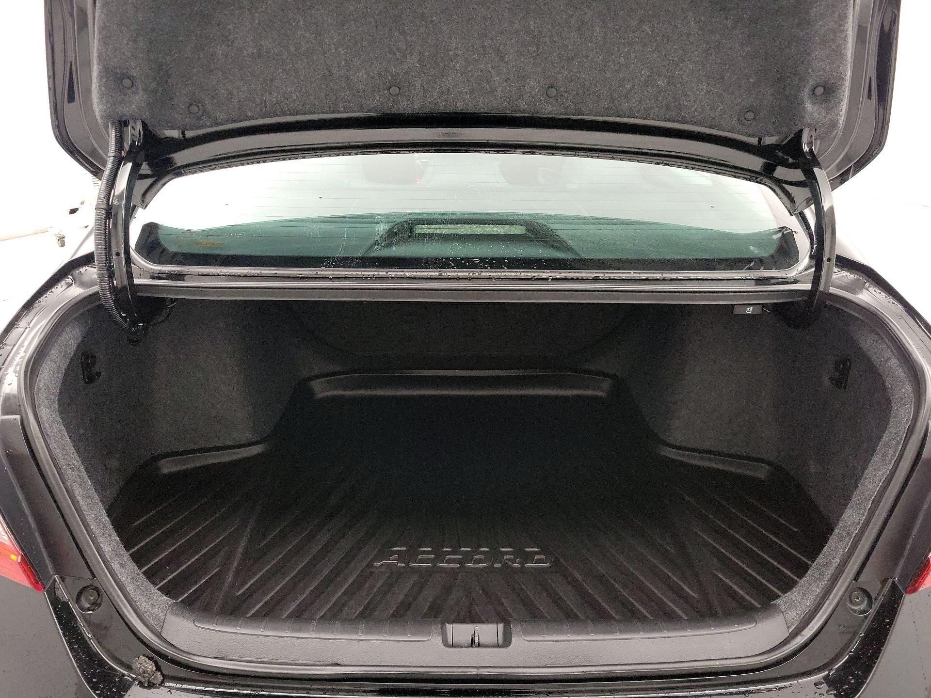 Thumbnail: 2019 Honda Accord - 20