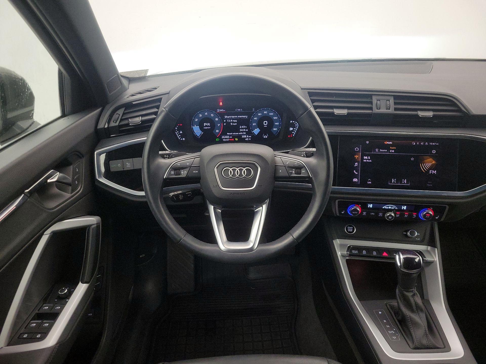 Thumbnail: 2022 Audi Q3 - 10