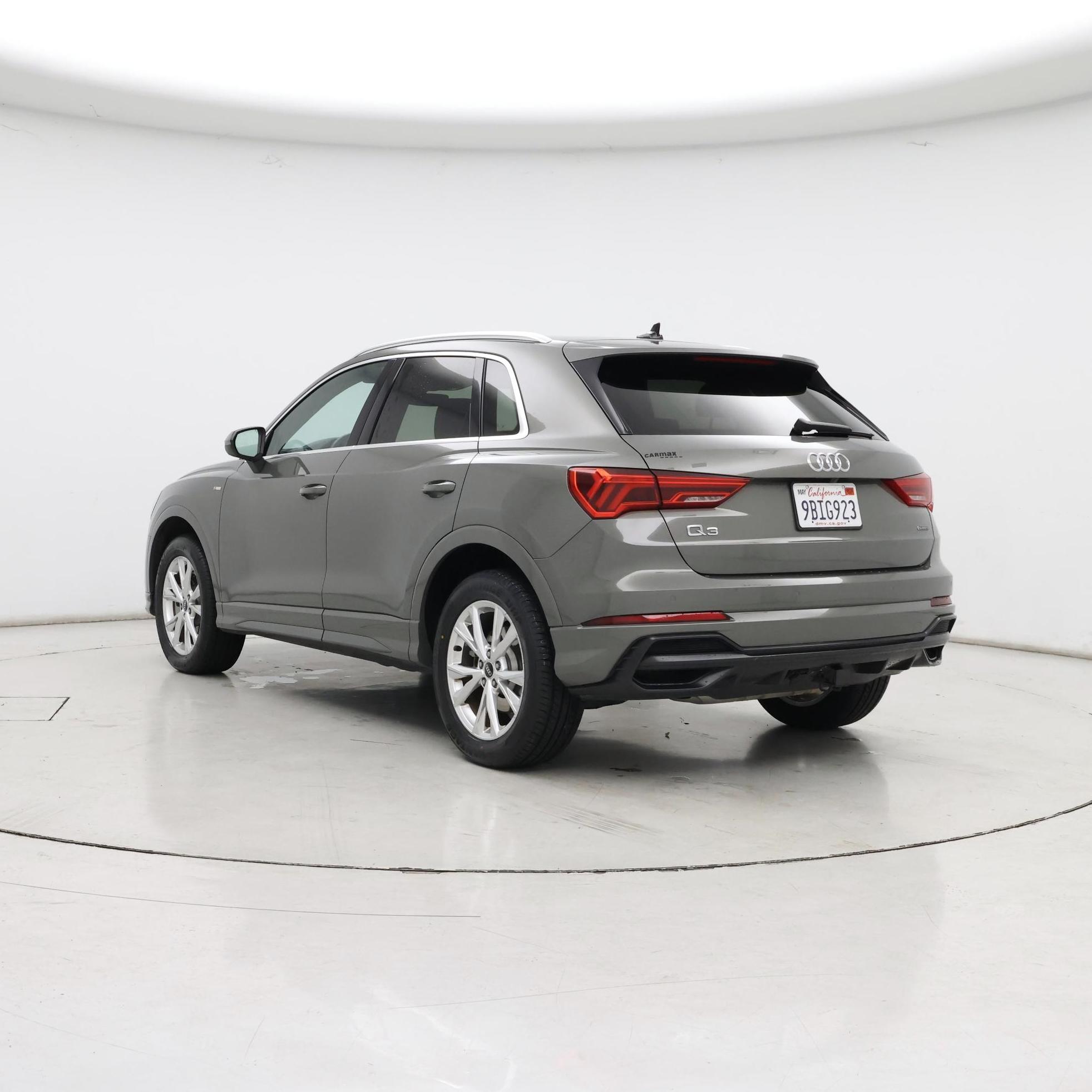 Thumbnail: 2022 Audi Q3 - 2