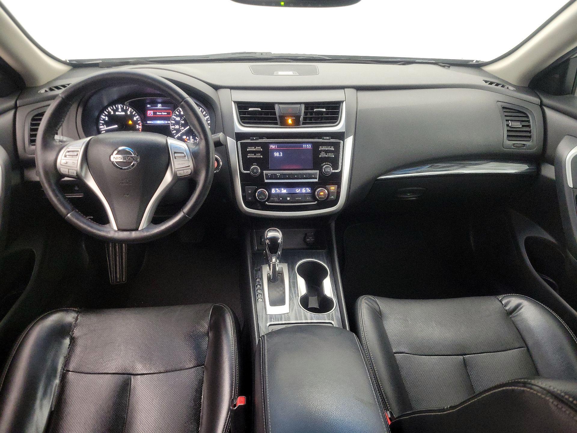 Thumbnail: 2018 Nissan Altima - 9