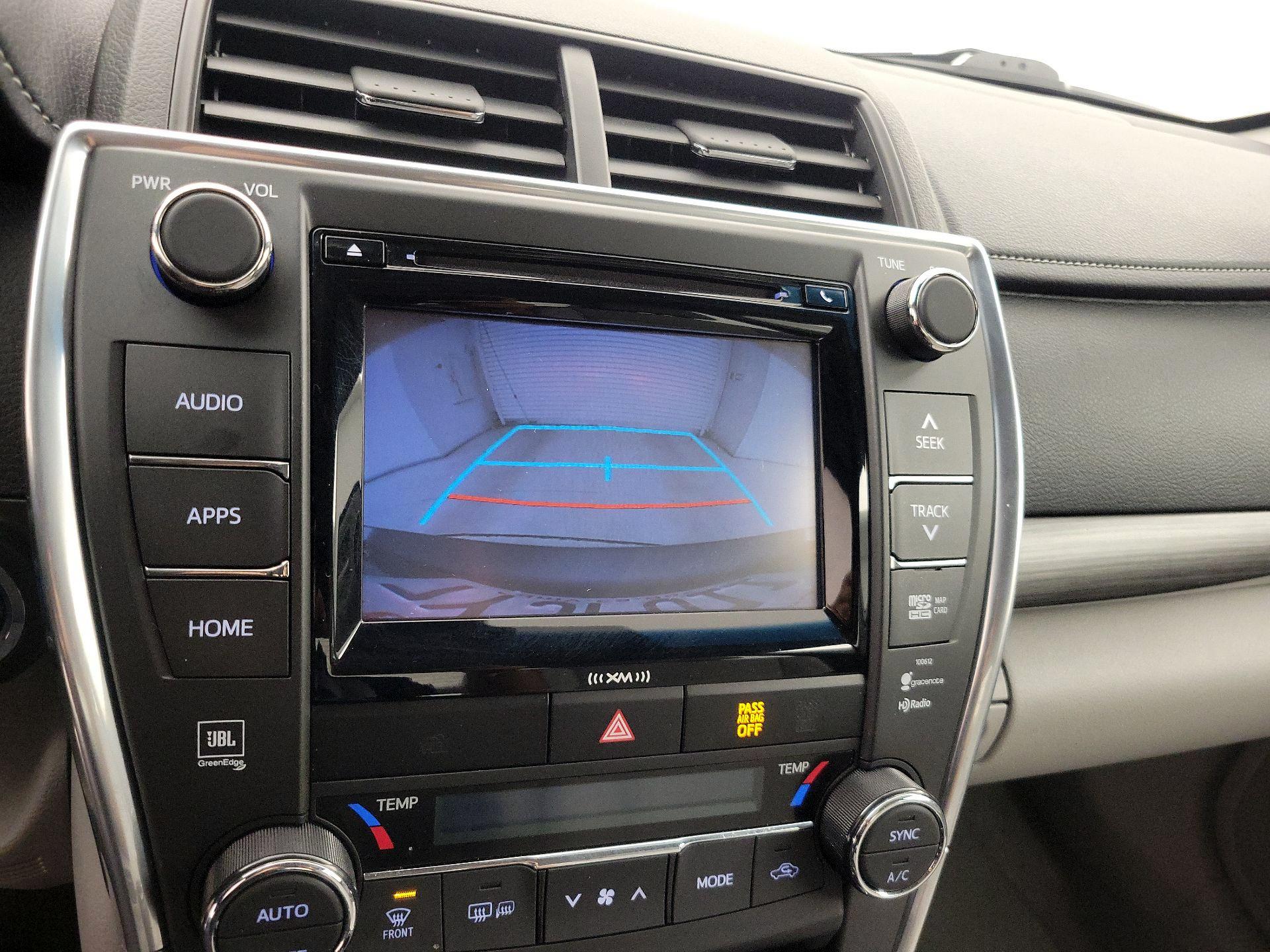 Thumbnail: 2017 Toyota Camry - 15