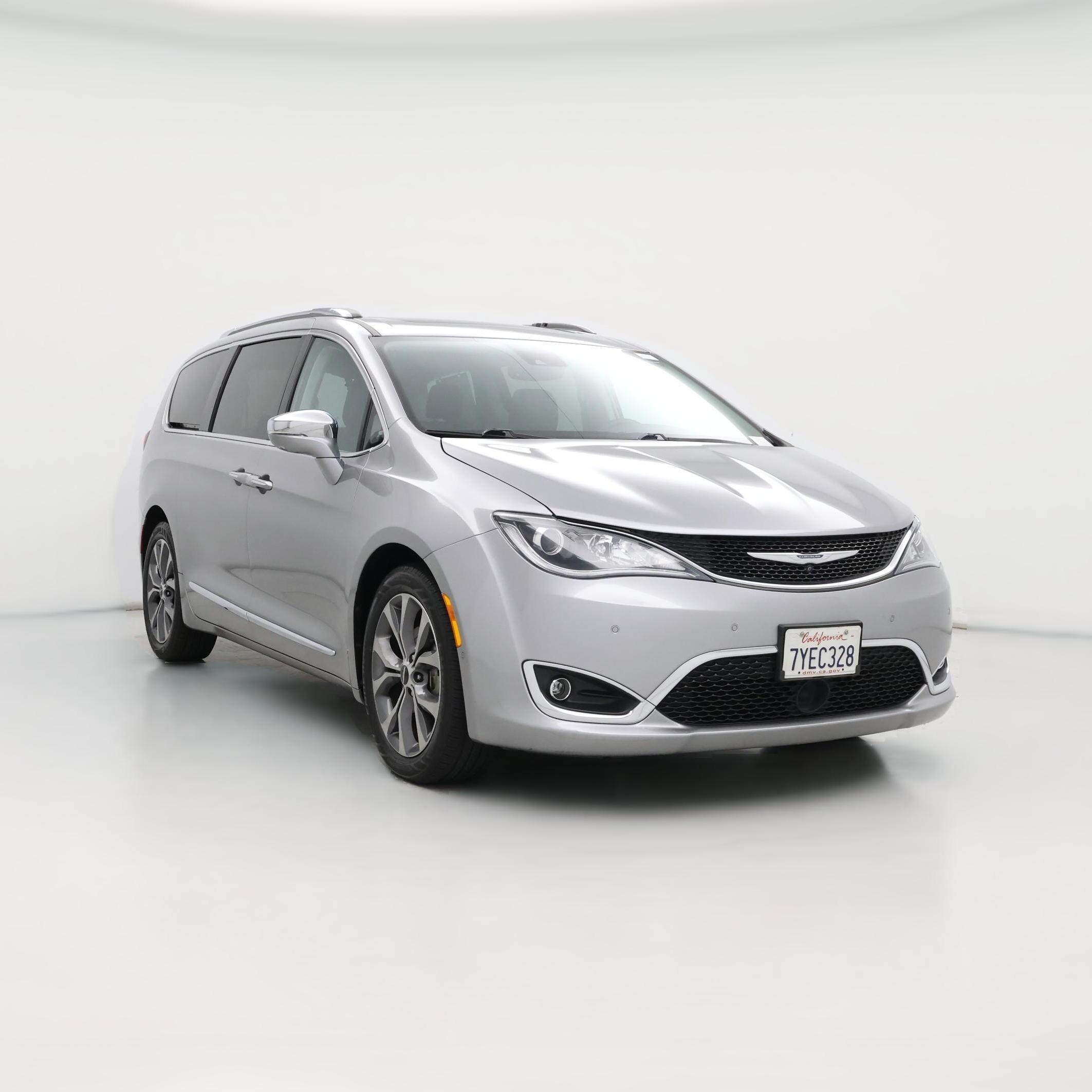 Thumbnail: 2017 Chrysler Pacifica - 1