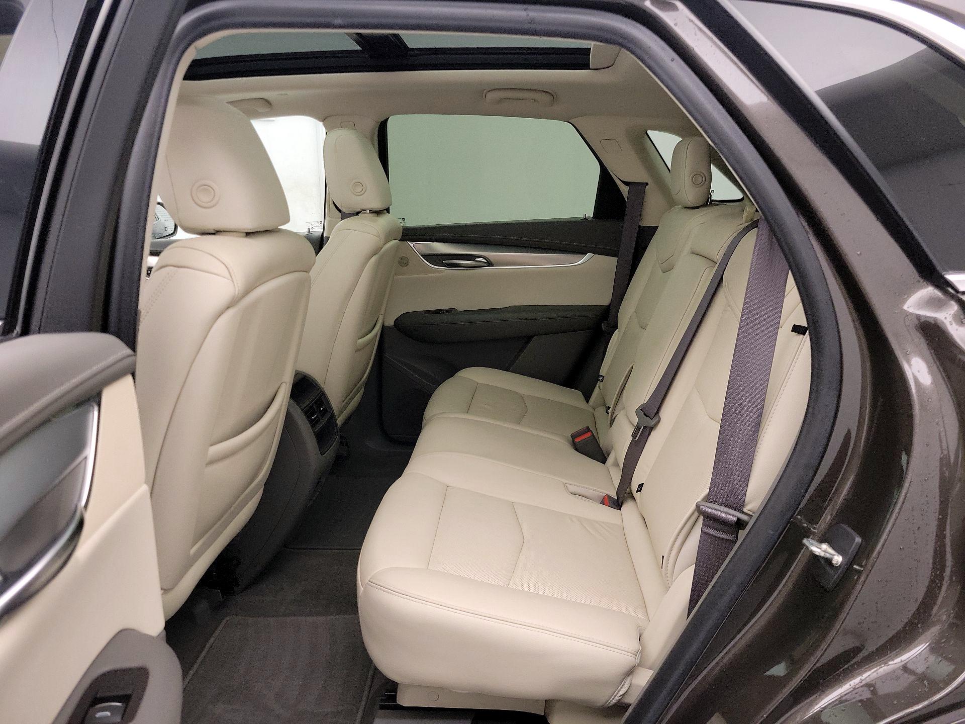 Thumbnail: 2019 Cadillac XT5 - 20