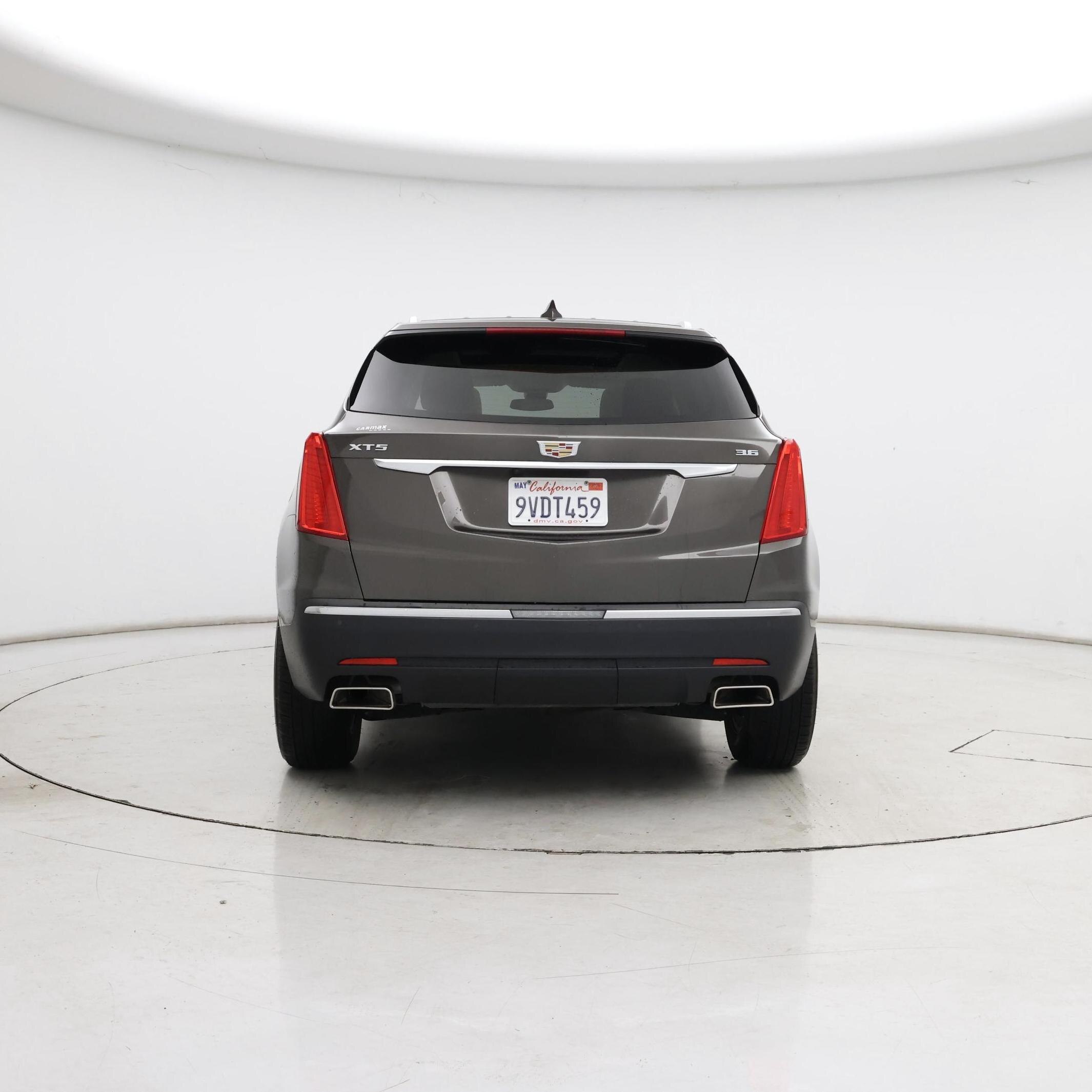 Thumbnail: 2019 Cadillac XT5 - 6