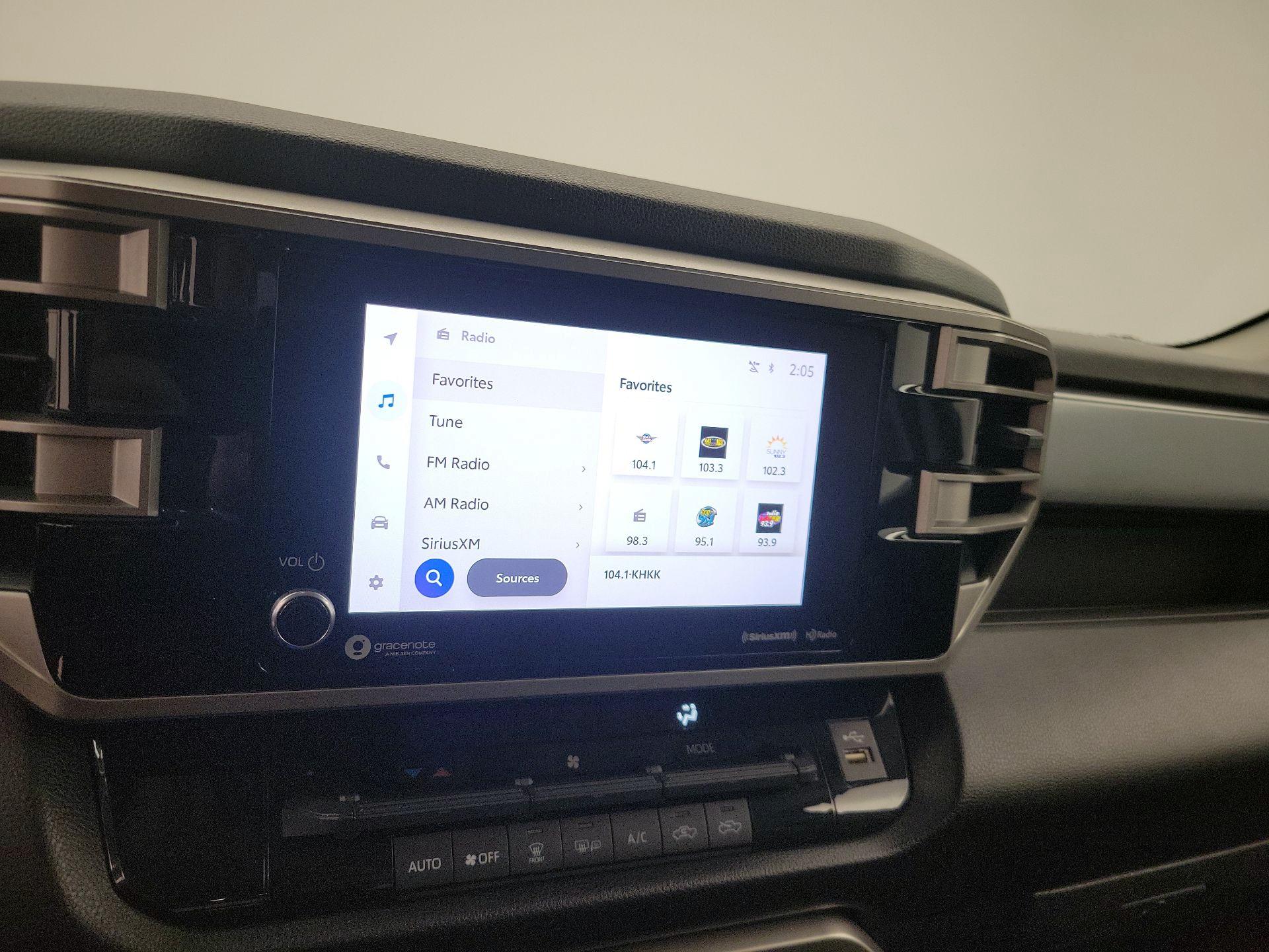 Thumbnail: 2023 Toyota Tundra - 15