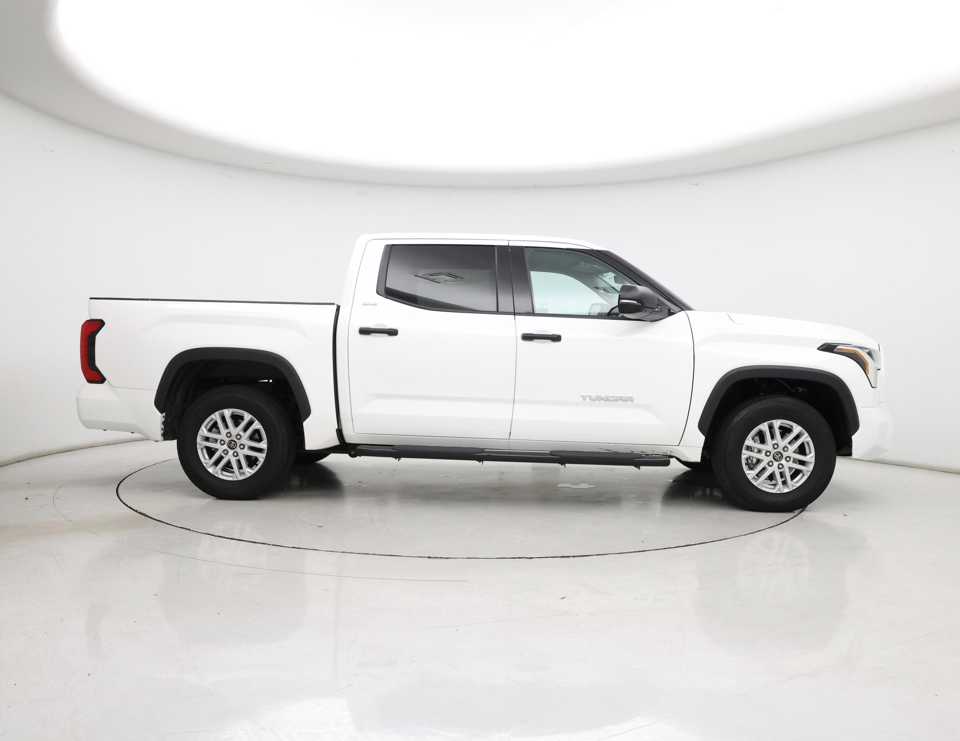 Thumbnail: 2023 Toyota Tundra - 7