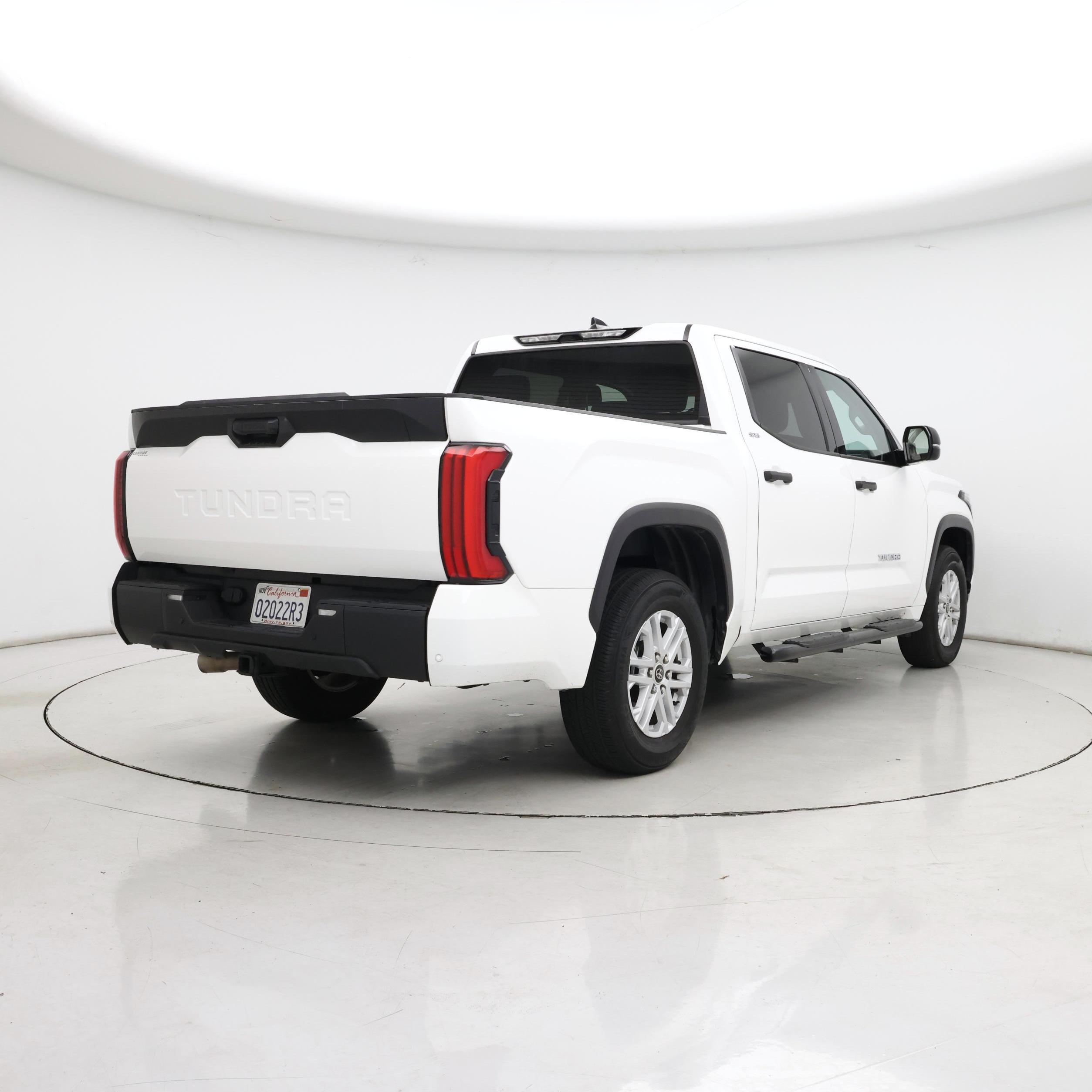 Thumbnail: 2023 Toyota Tundra - 8