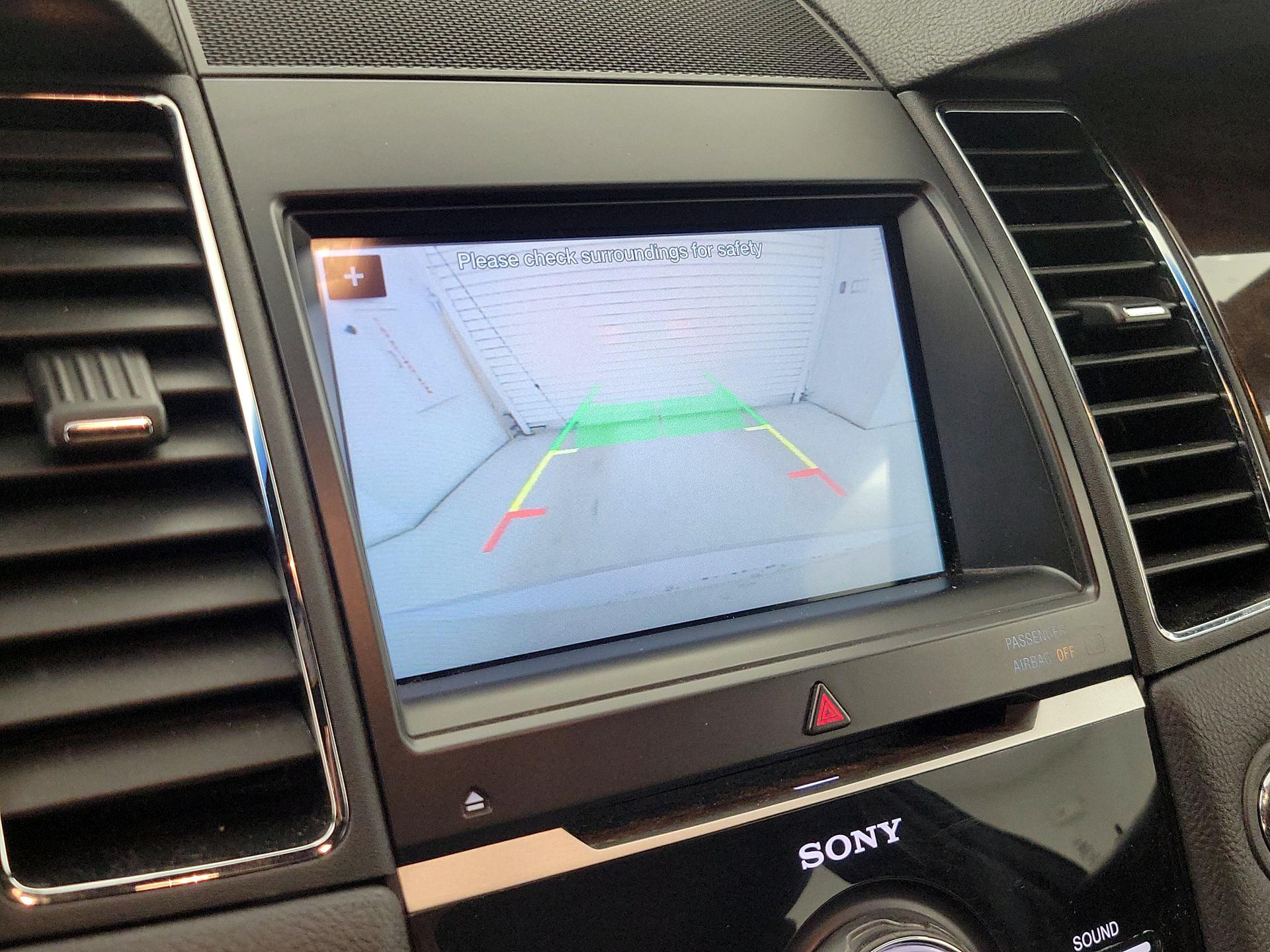 Thumbnail: 2017 Ford Taurus - 14