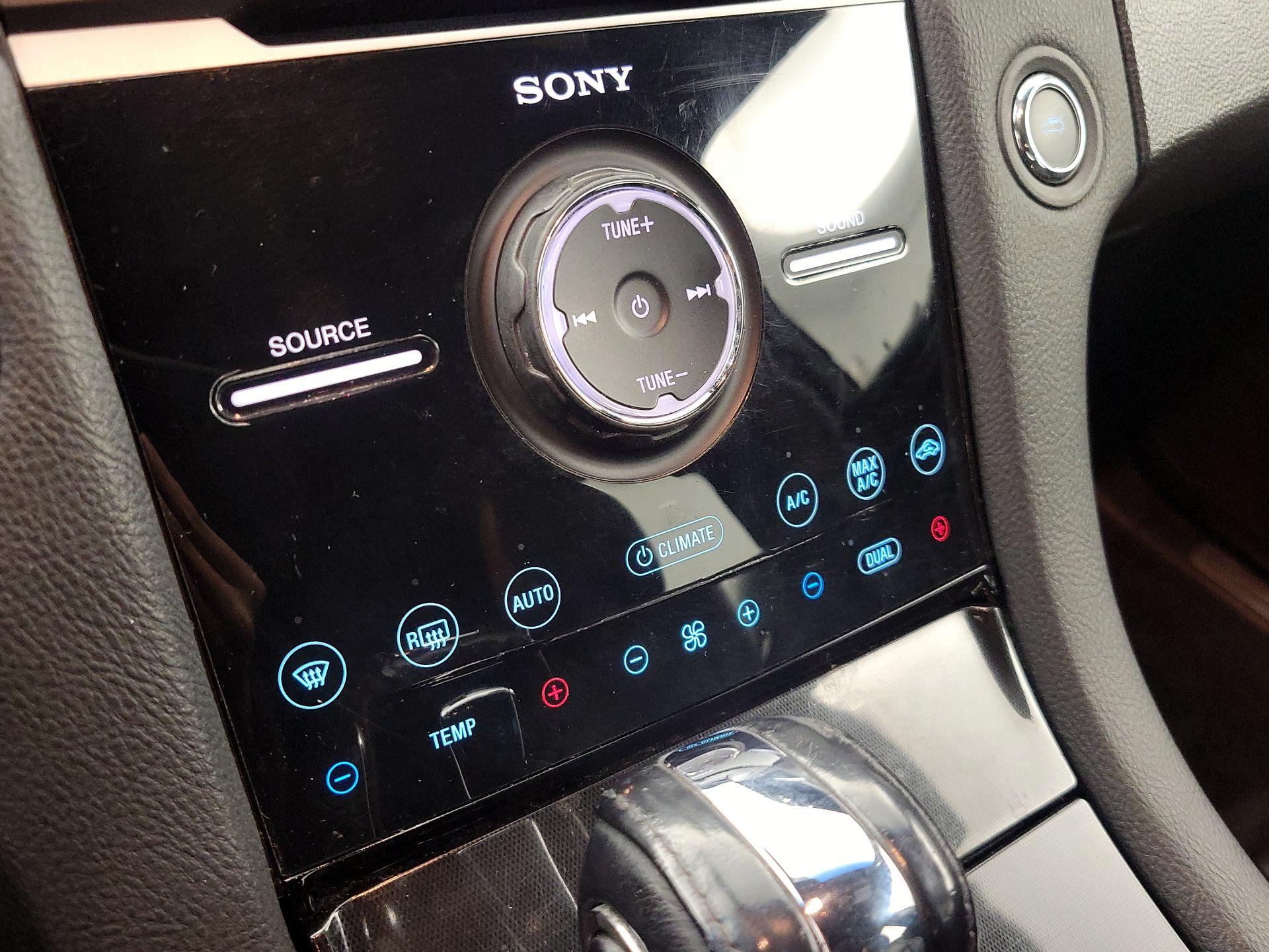 Thumbnail: 2017 Ford Taurus - 16