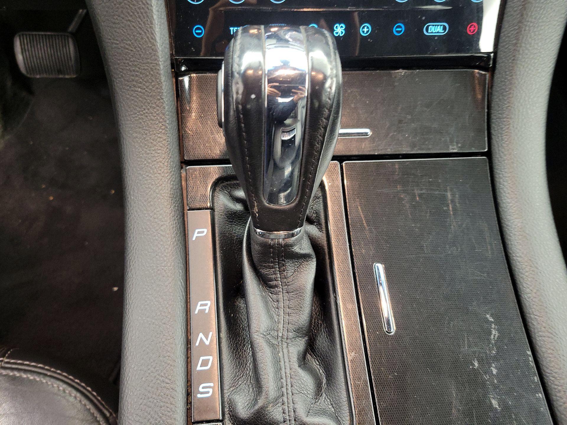 Thumbnail: 2017 Ford Taurus - 17