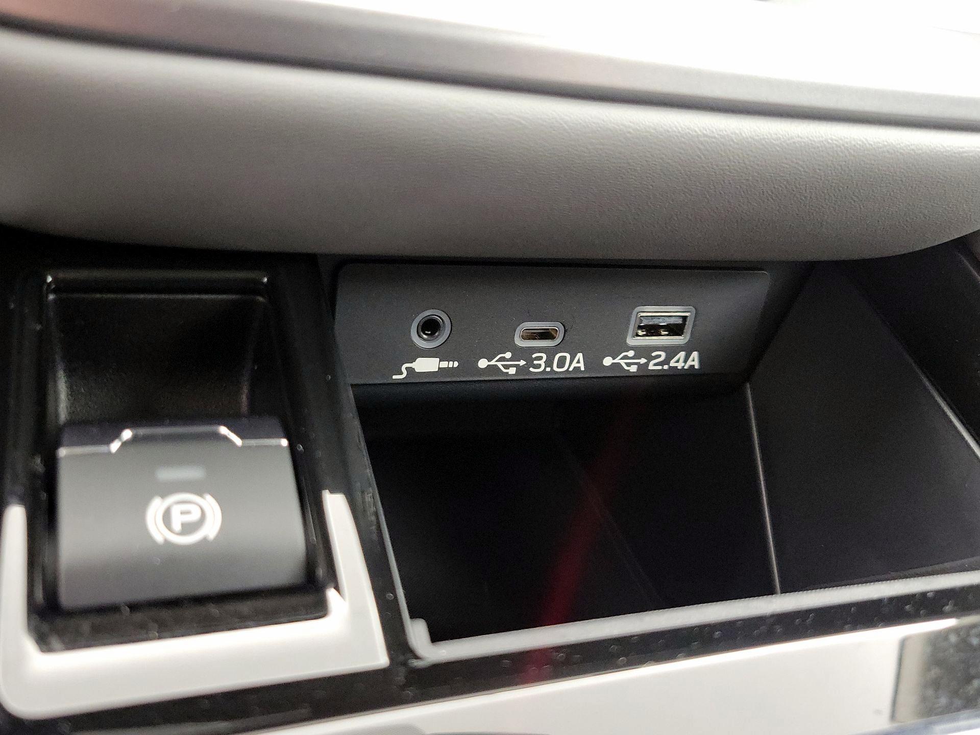 Thumbnail: 2025 Subaru Legacy - 18