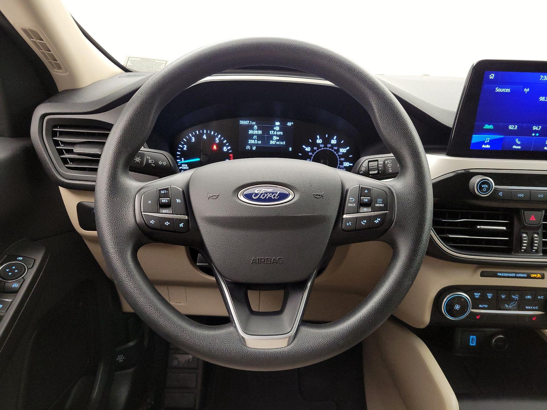 Thumbnail: 2020 Ford Escape - 10