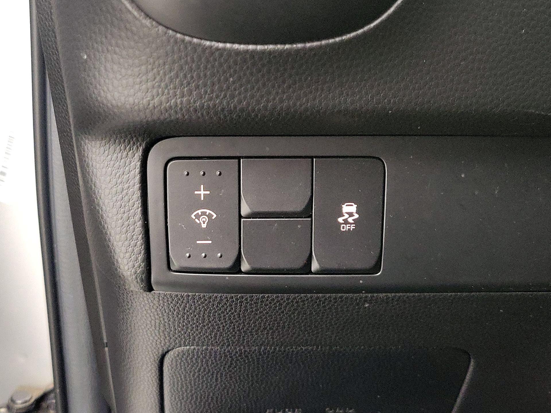 Thumbnail: 2019 Kia Soul - 13