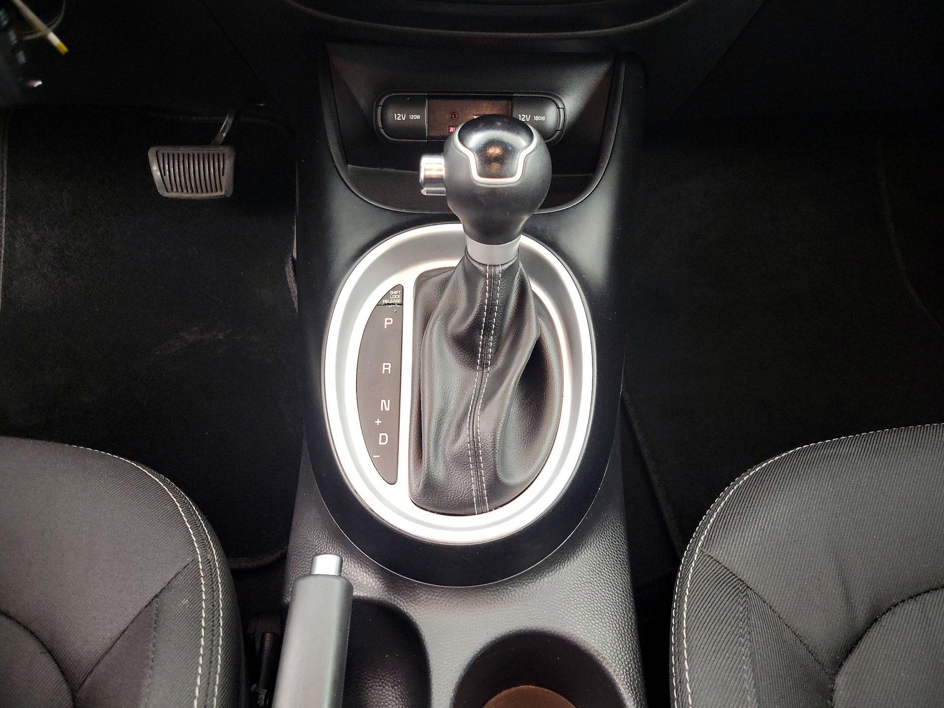 Thumbnail: 2019 Kia Soul - 17