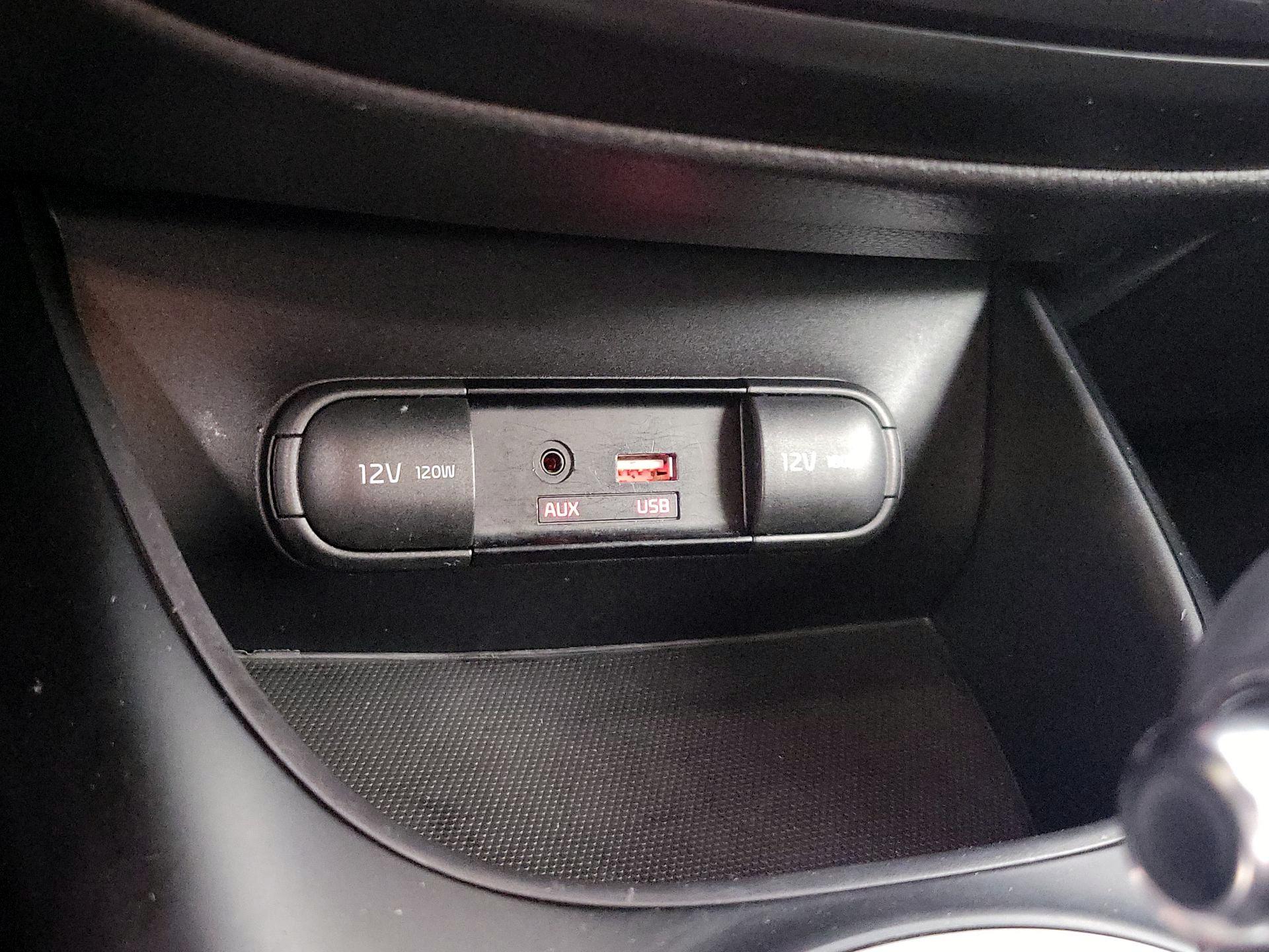 Thumbnail: 2019 Kia Soul - 18