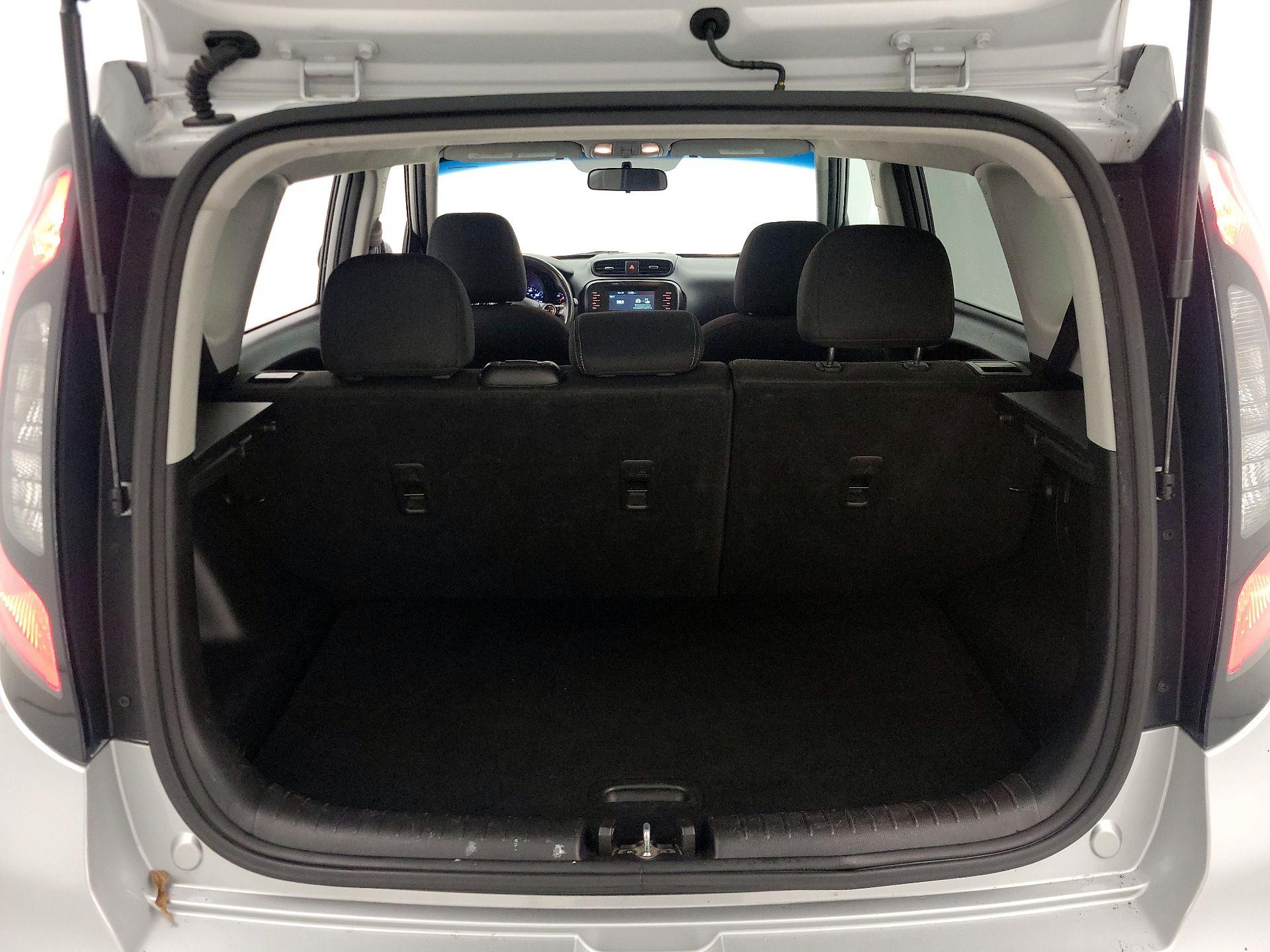 Thumbnail: 2019 Kia Soul - 20