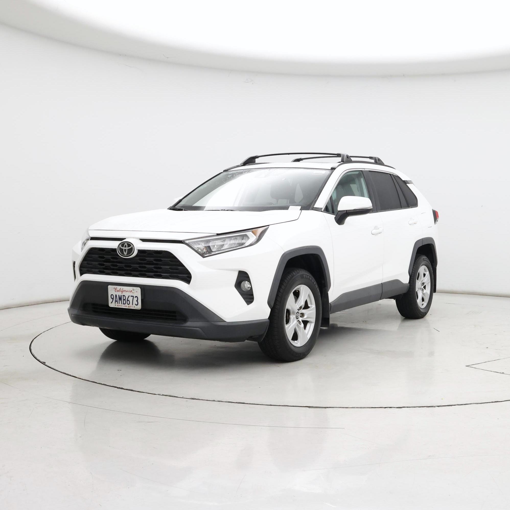 Thumbnail: 2021 Toyota RAV4 - 4