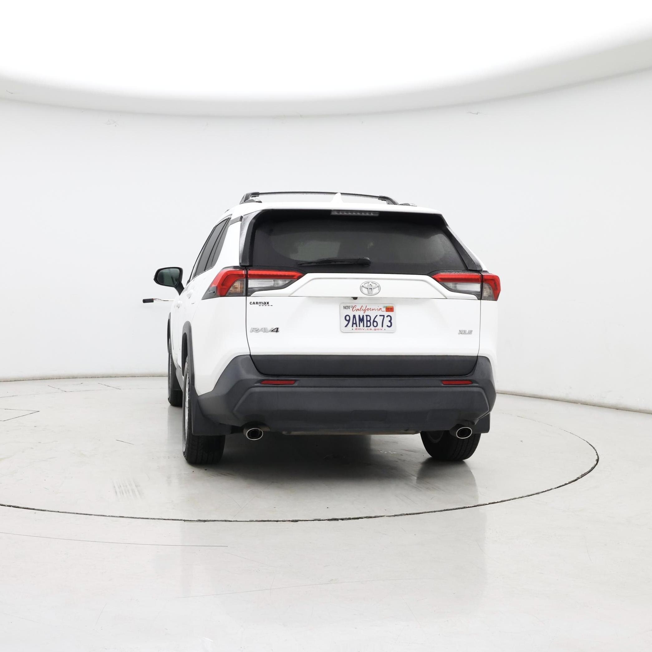 Thumbnail: 2021 Toyota RAV4 - 6