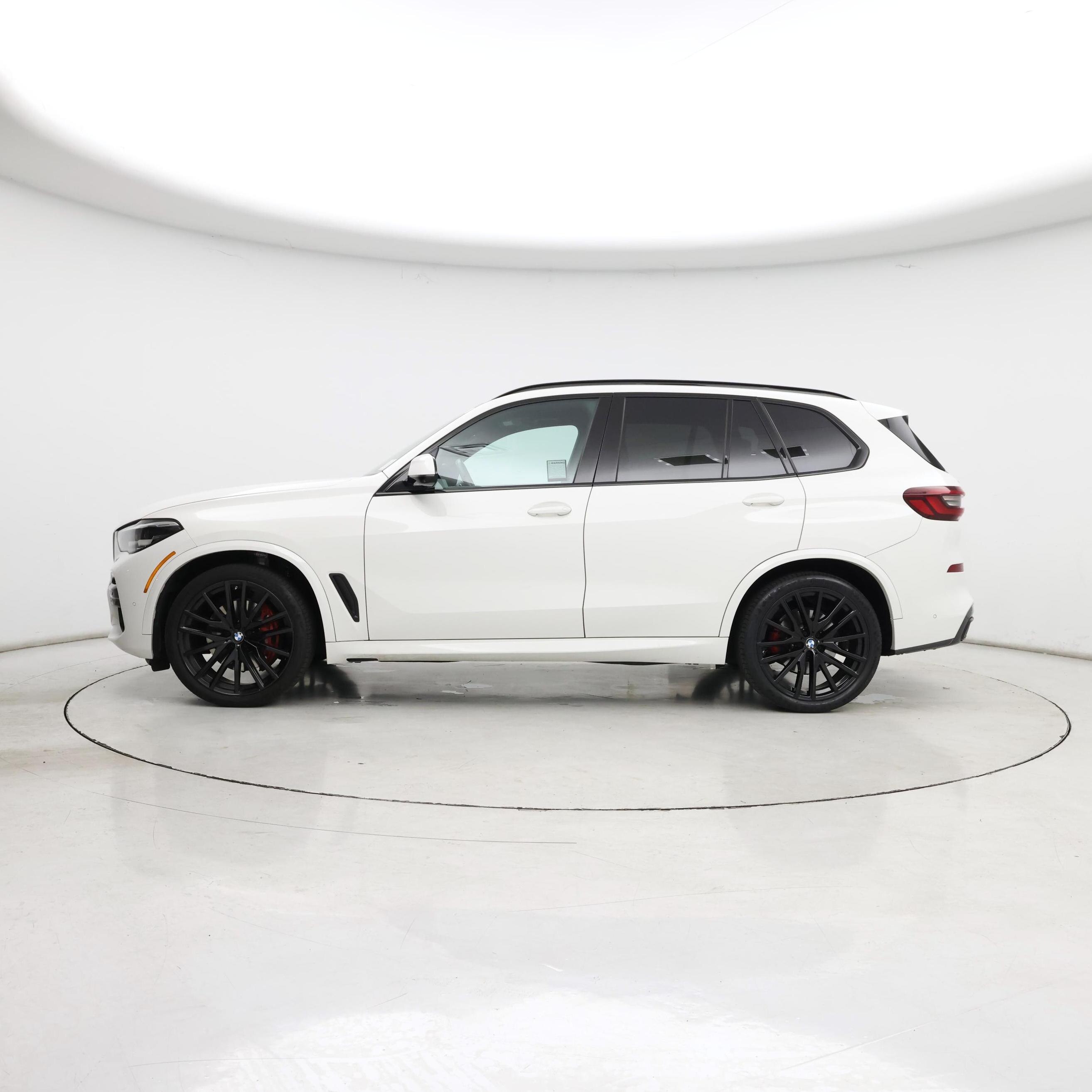Thumbnail: 2023 BMW X5 - 3