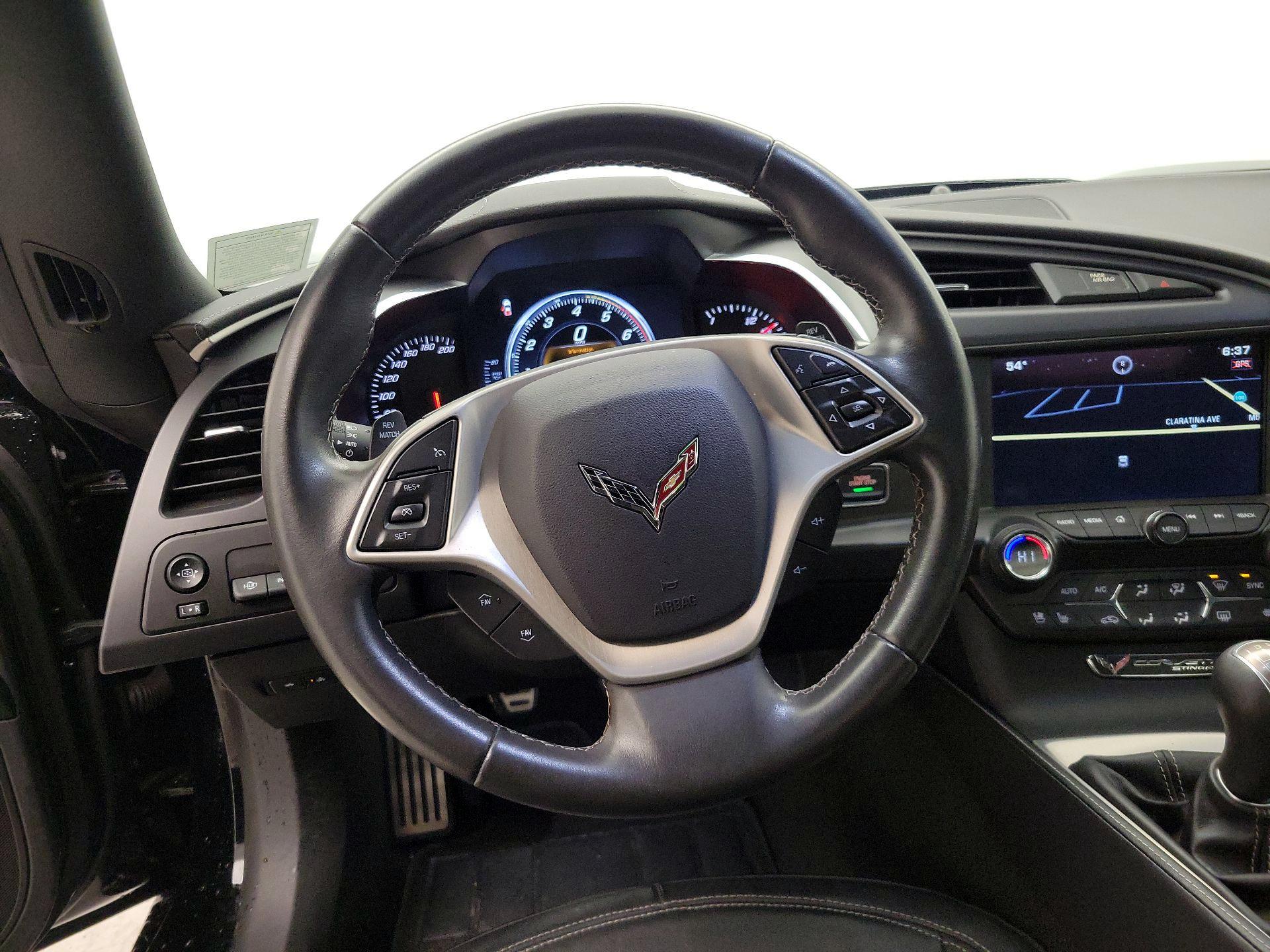 Thumbnail: 2015 Chevrolet Corvette - 10