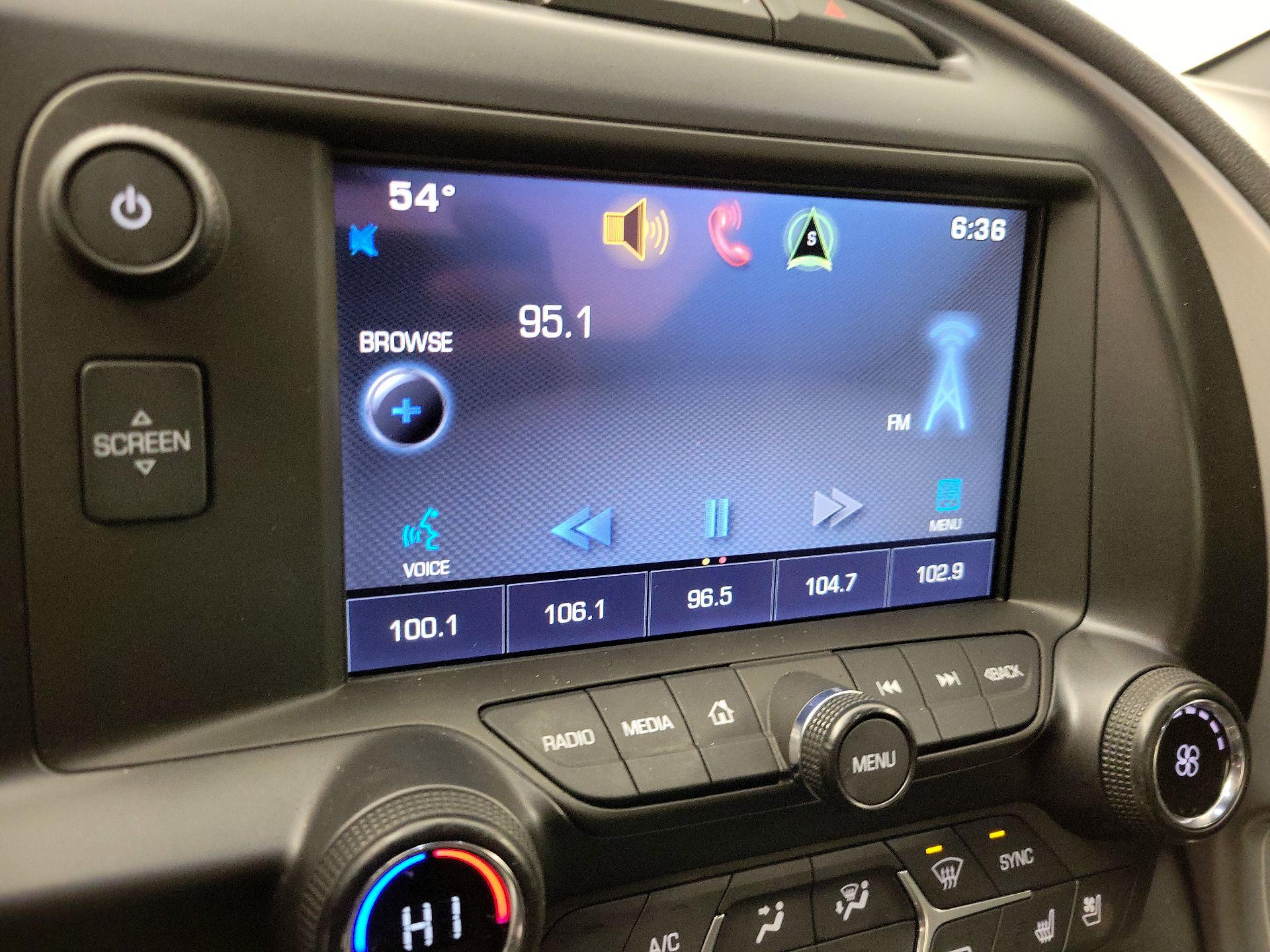 Thumbnail: 2015 Chevrolet Corvette - 16