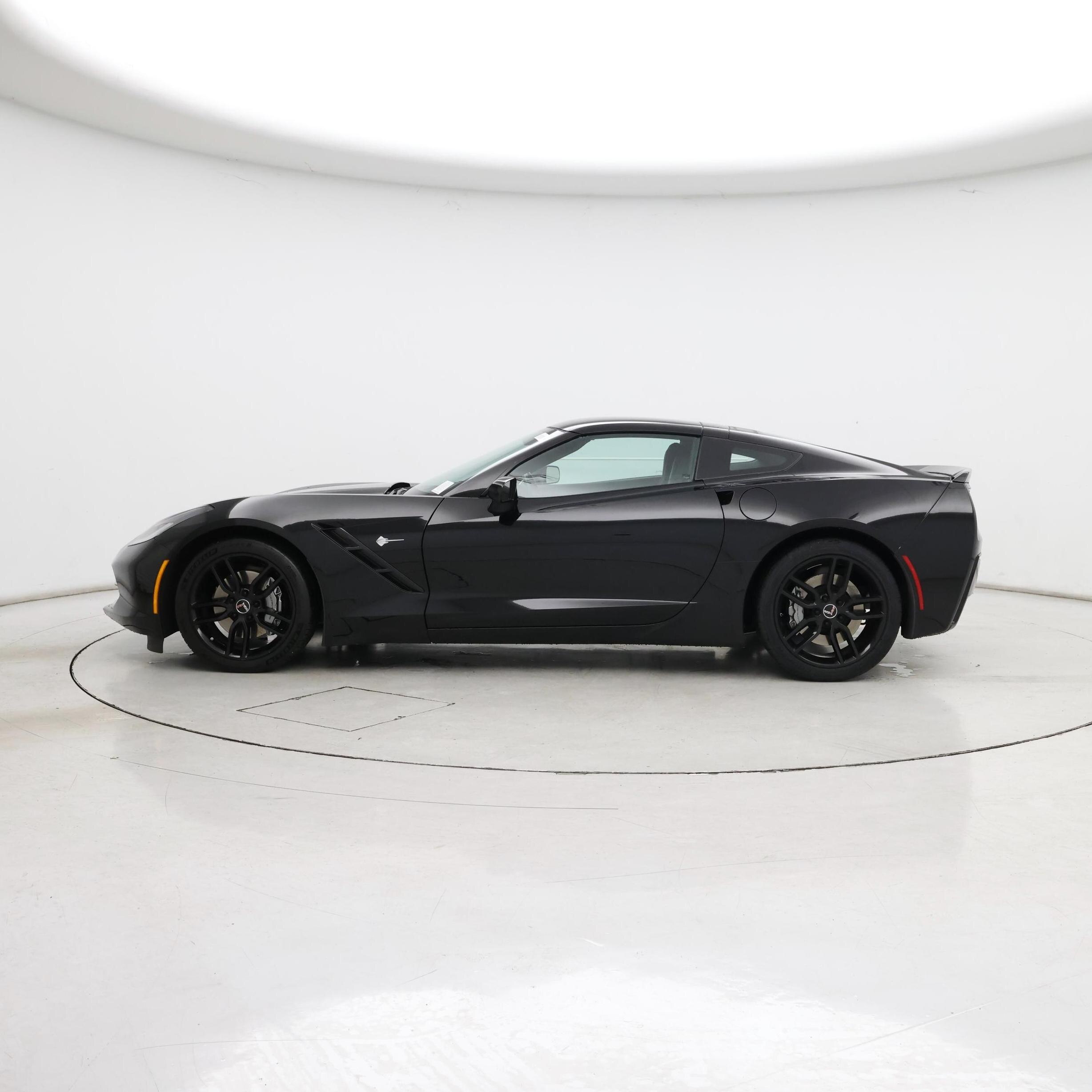 Thumbnail: 2015 Chevrolet Corvette - 3