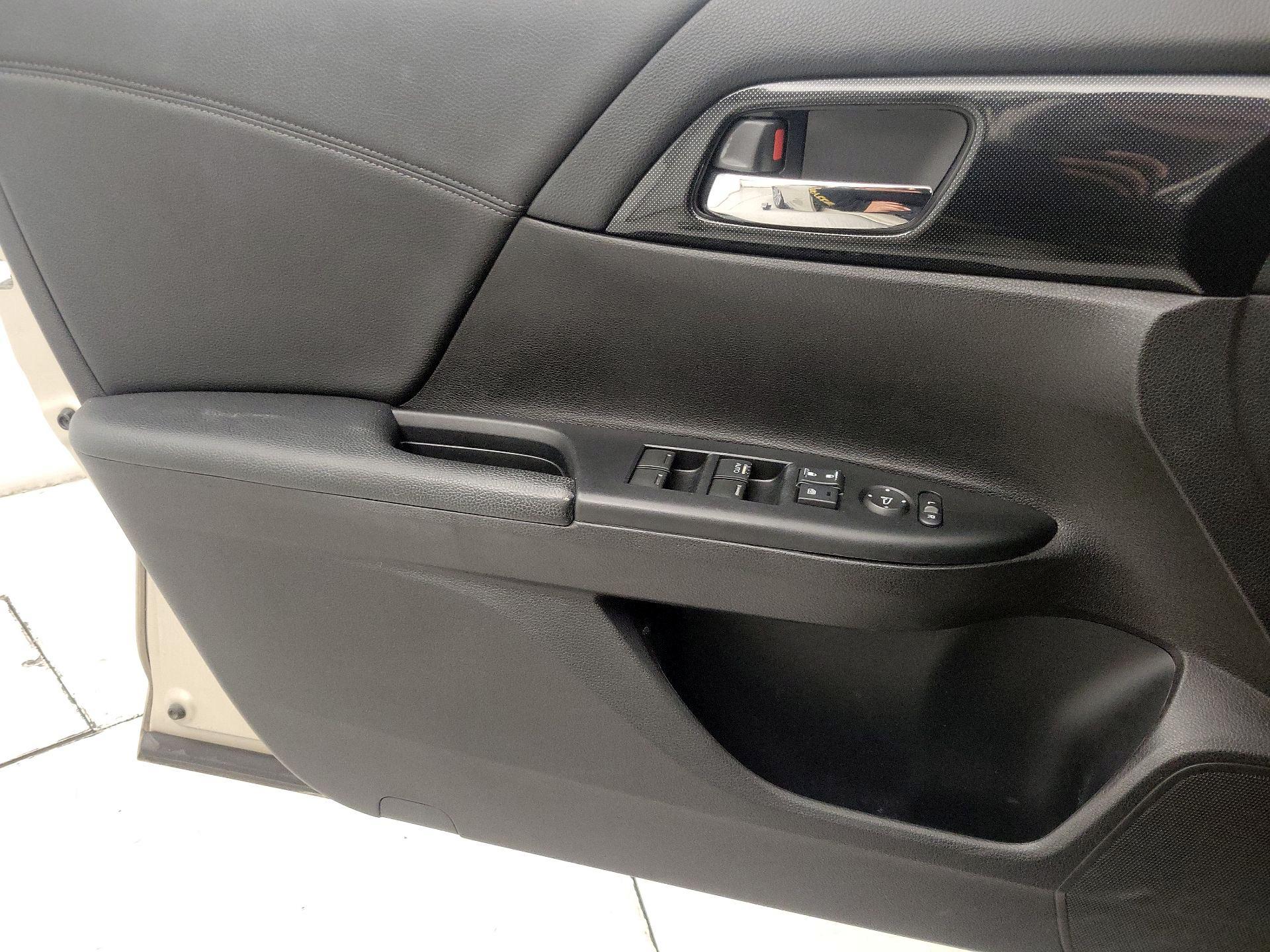 Thumbnail: 2014 Honda Accord - 12