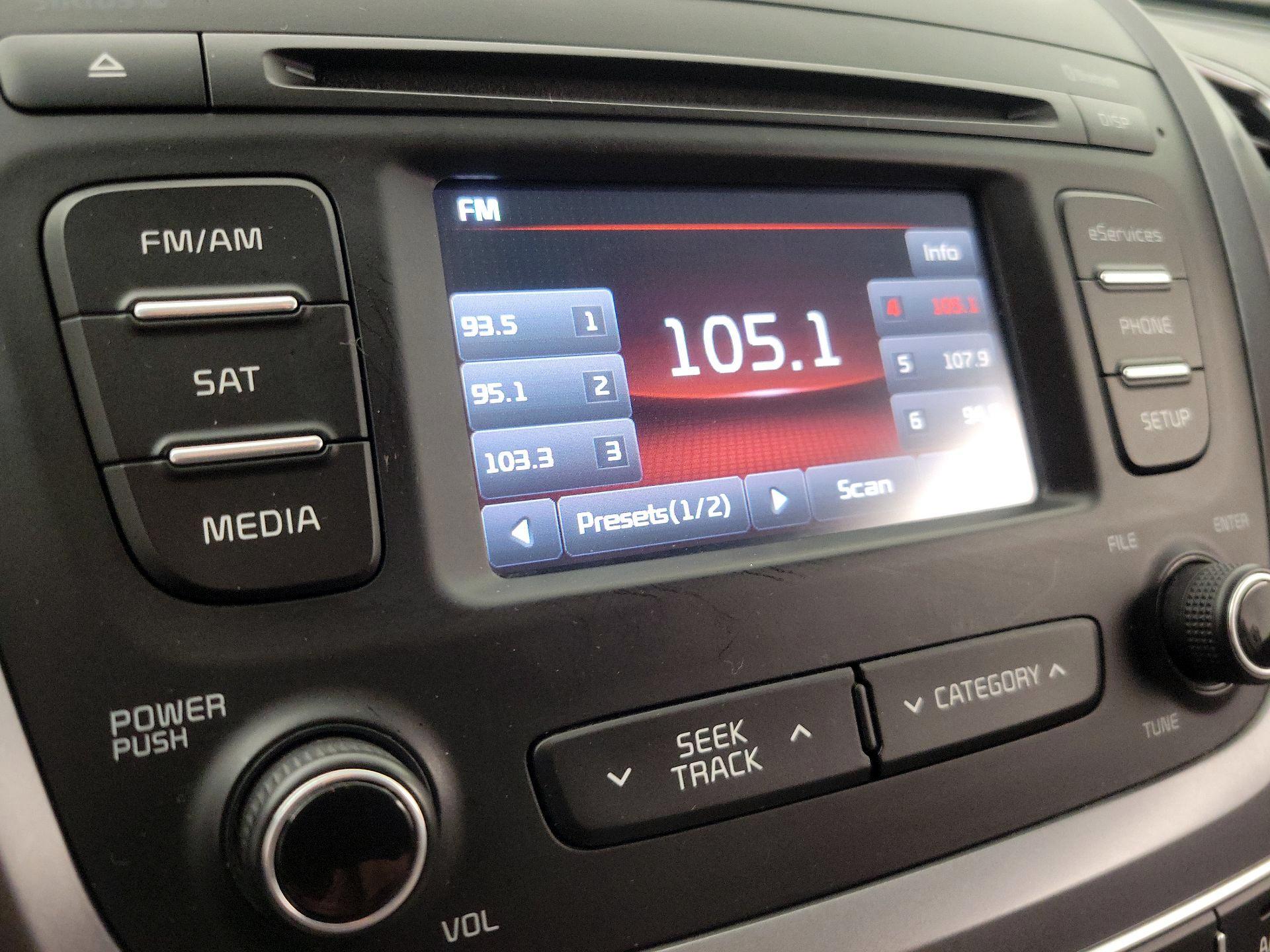 Thumbnail: 2014 Kia Sorento - 15