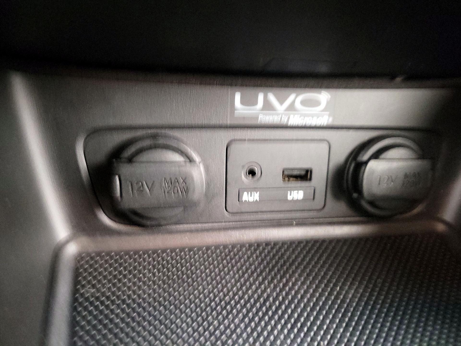 Thumbnail: 2014 Kia Sorento - 18