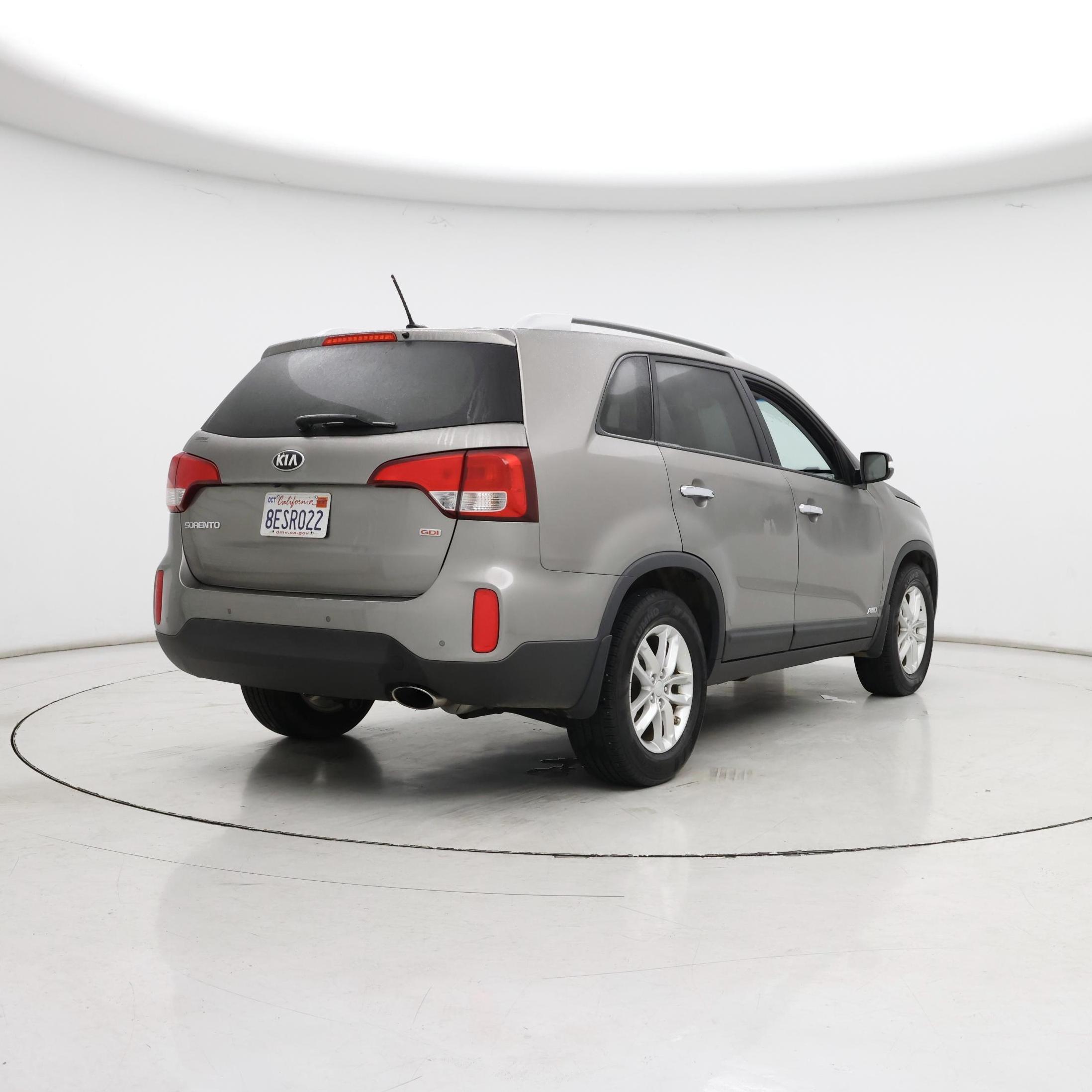 Thumbnail: 2014 Kia Sorento - 8