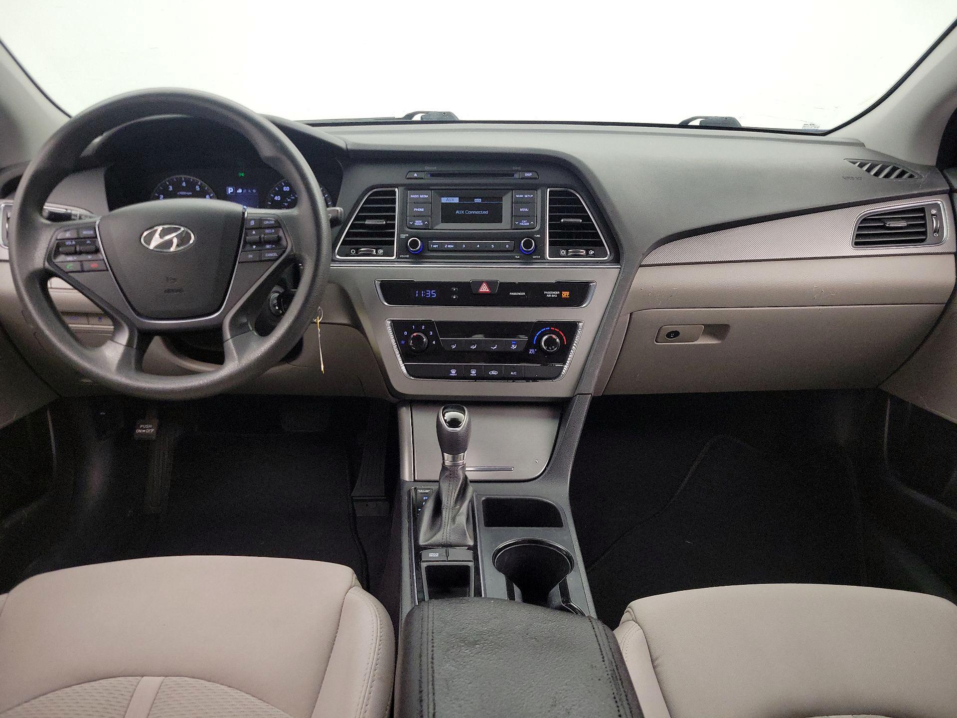 Thumbnail: 2017 Hyundai Sonata - 9