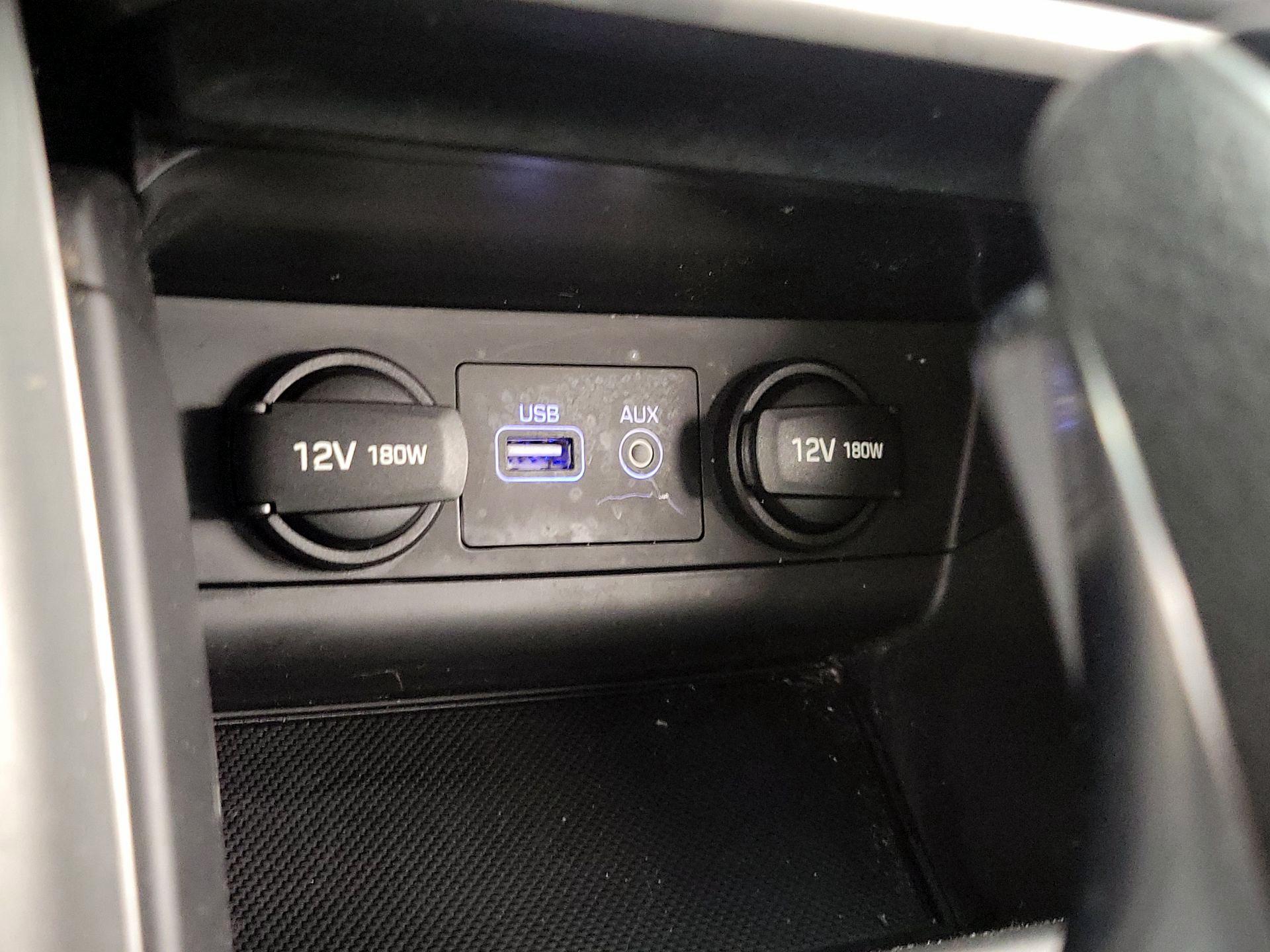 Thumbnail: 2017 Hyundai Sonata - 17