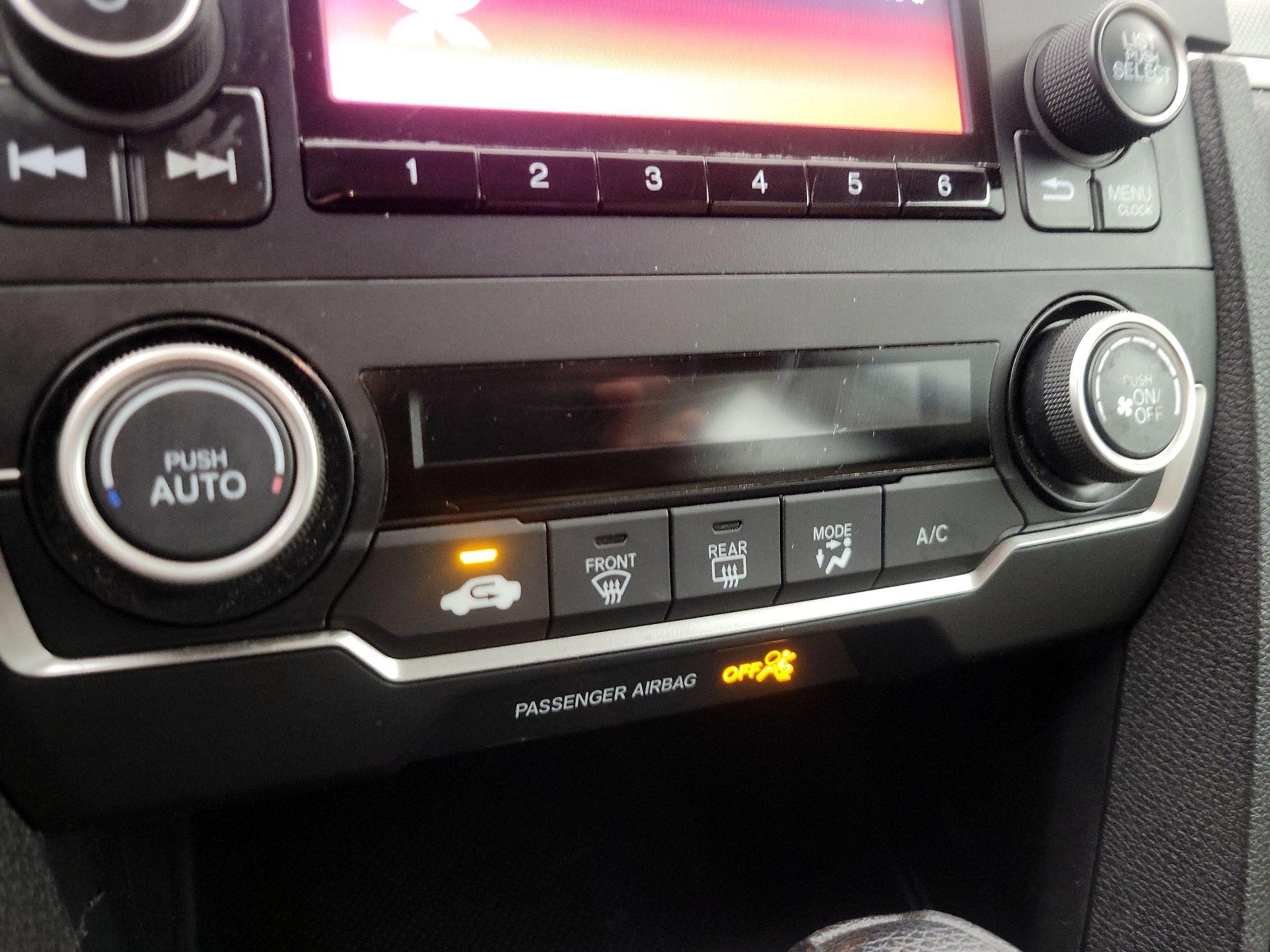 Thumbnail: 2018 Honda Civic - 16