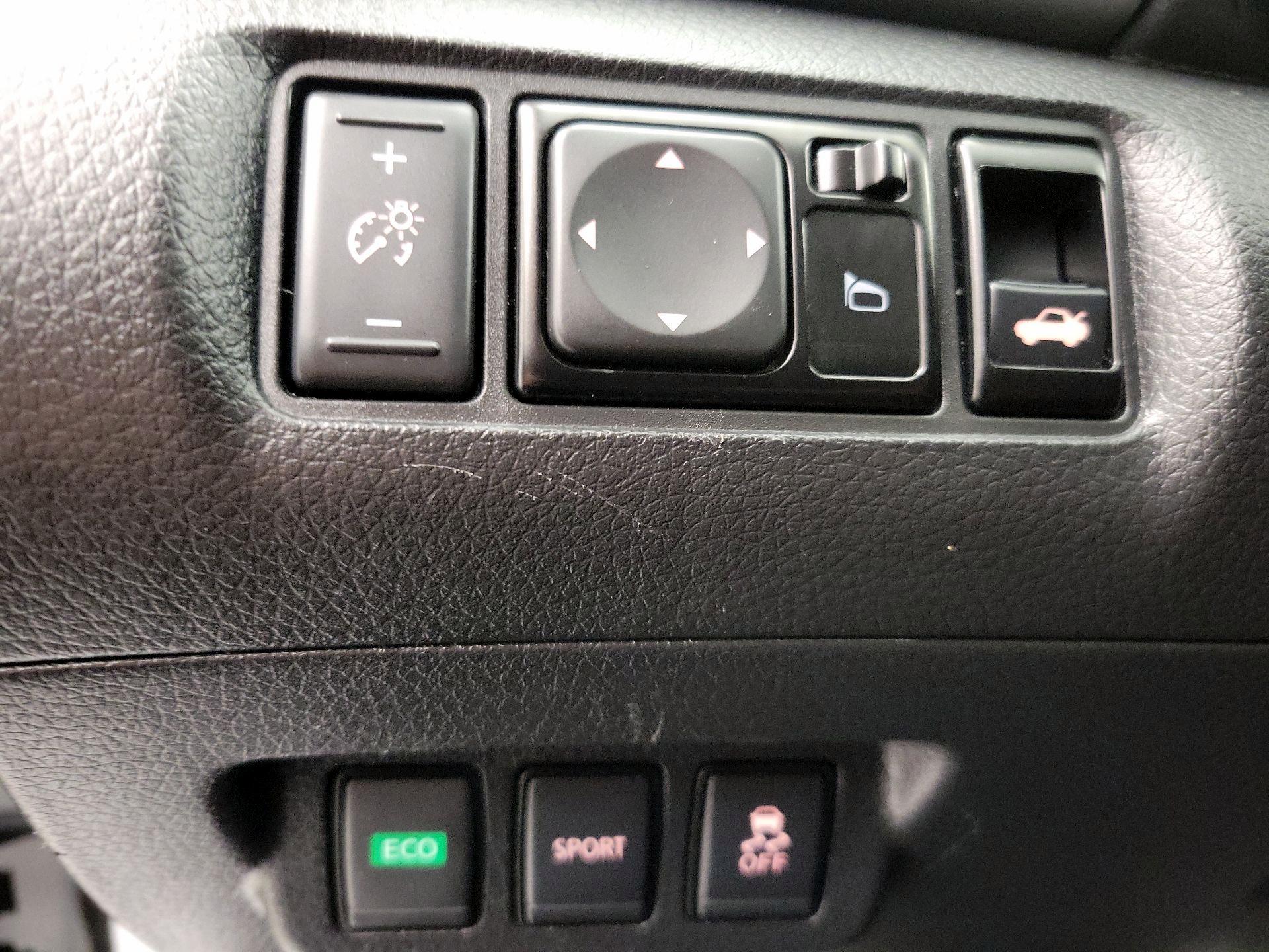 Thumbnail: 2018 Nissan Sentra - 13