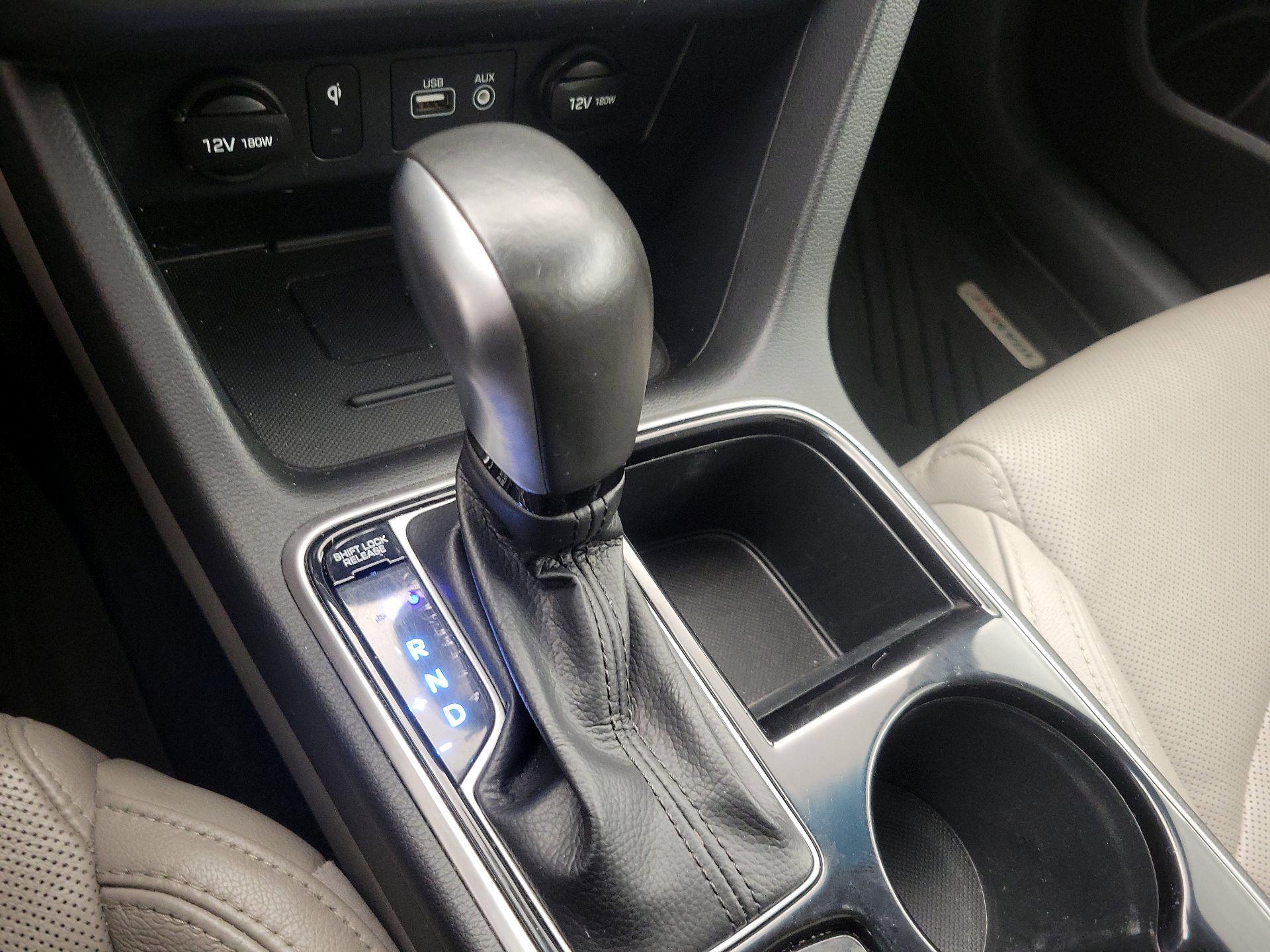 Thumbnail: 2019 Hyundai Sonata - 17