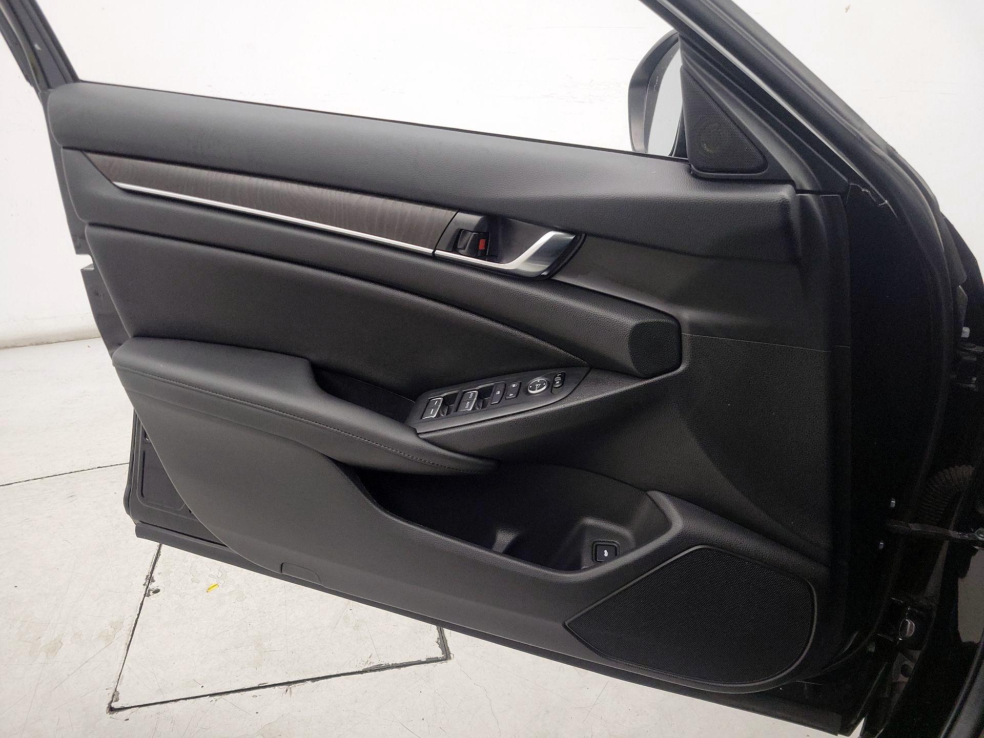 Thumbnail: 2020 Honda Accord - 12