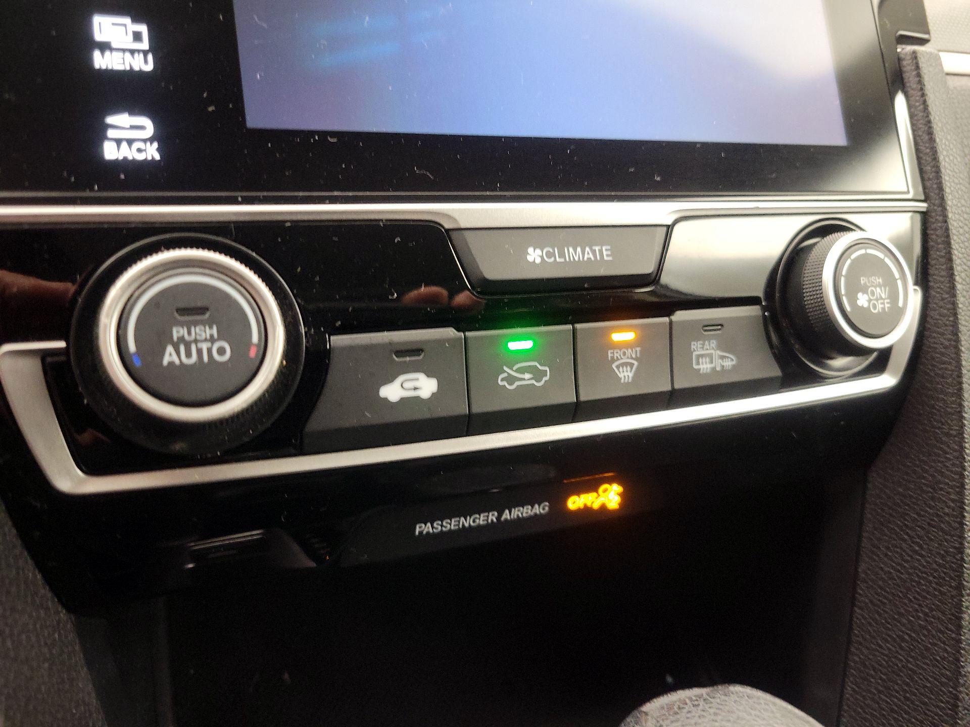 Thumbnail: 2018 Honda Civic - 16