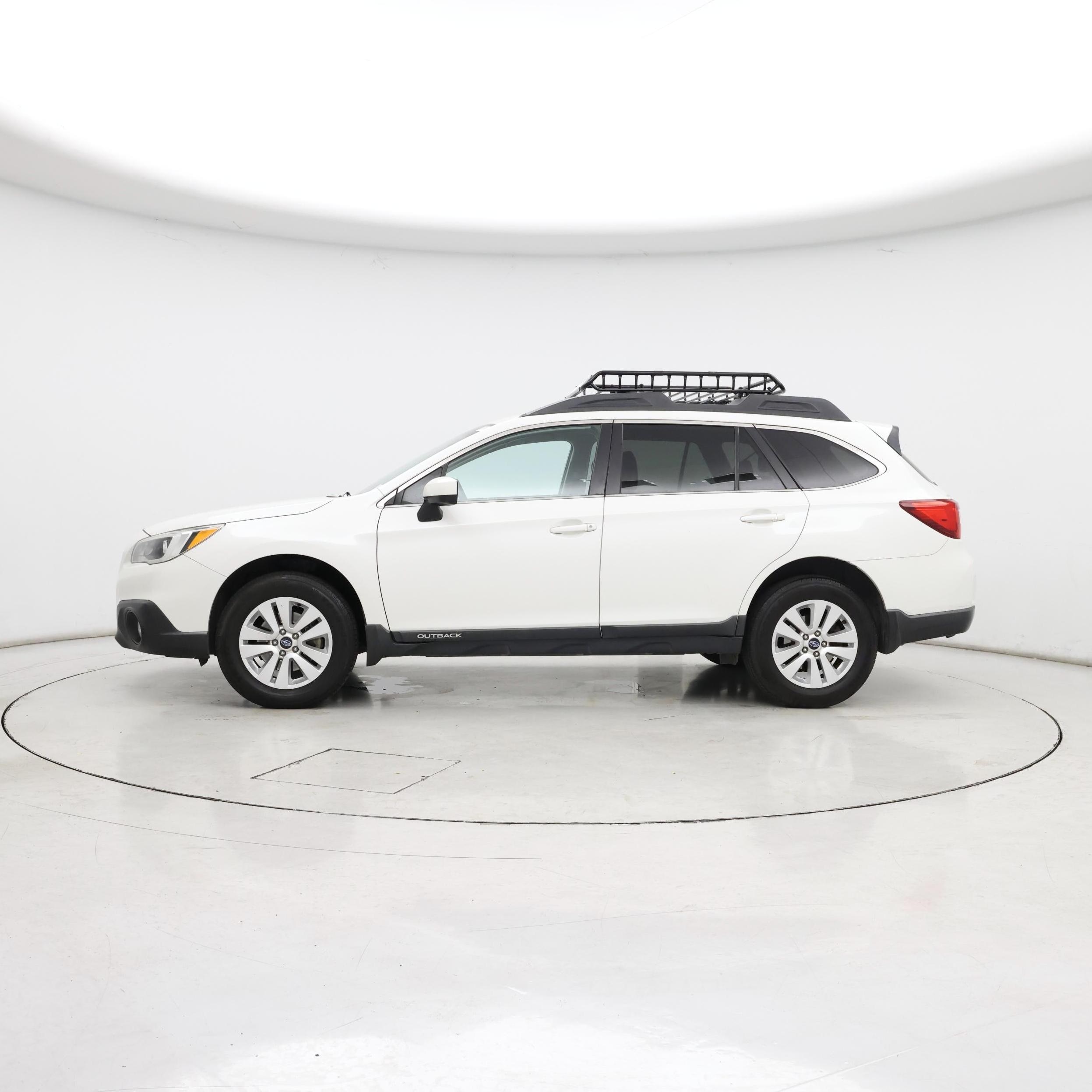 Thumbnail: 2017 Subaru Outback - 3