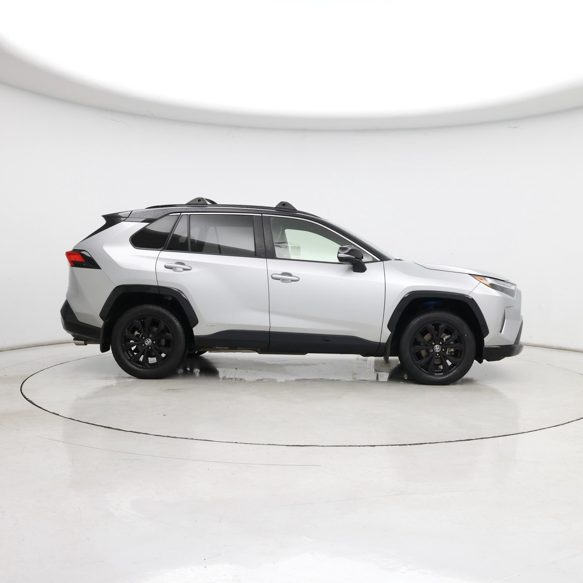 Thumbnail: 2022 Toyota RAV4 - 7