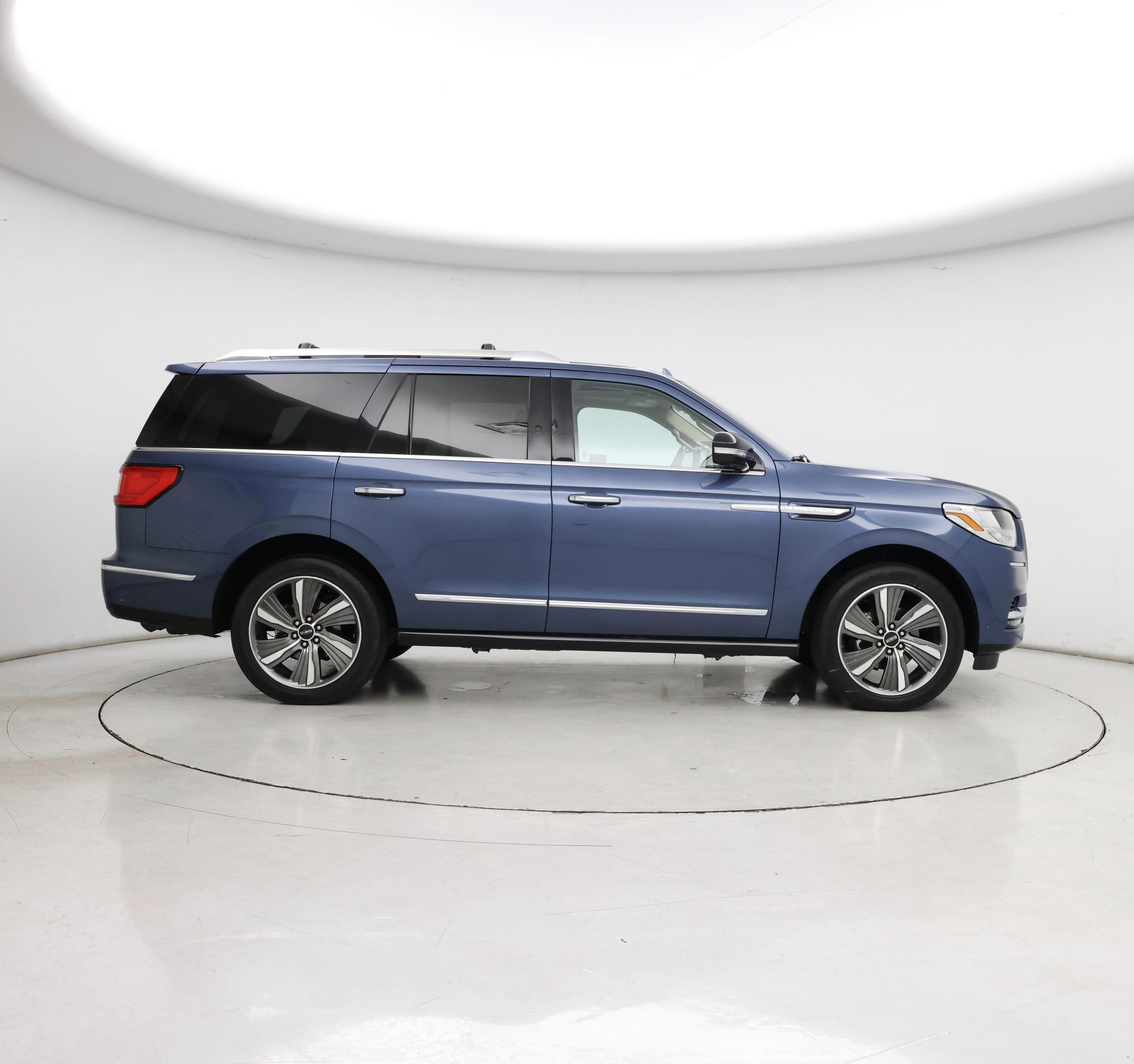 Thumbnail: 2019 Lincoln Navigator - 7