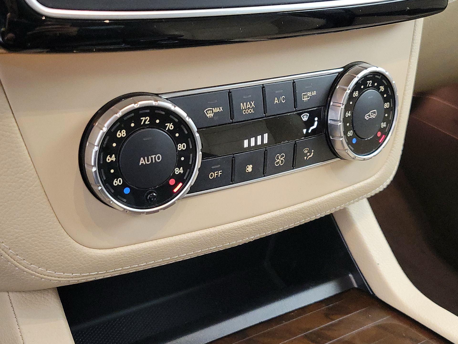 Thumbnail: 2016 Mercedes-Benz GLE - 17