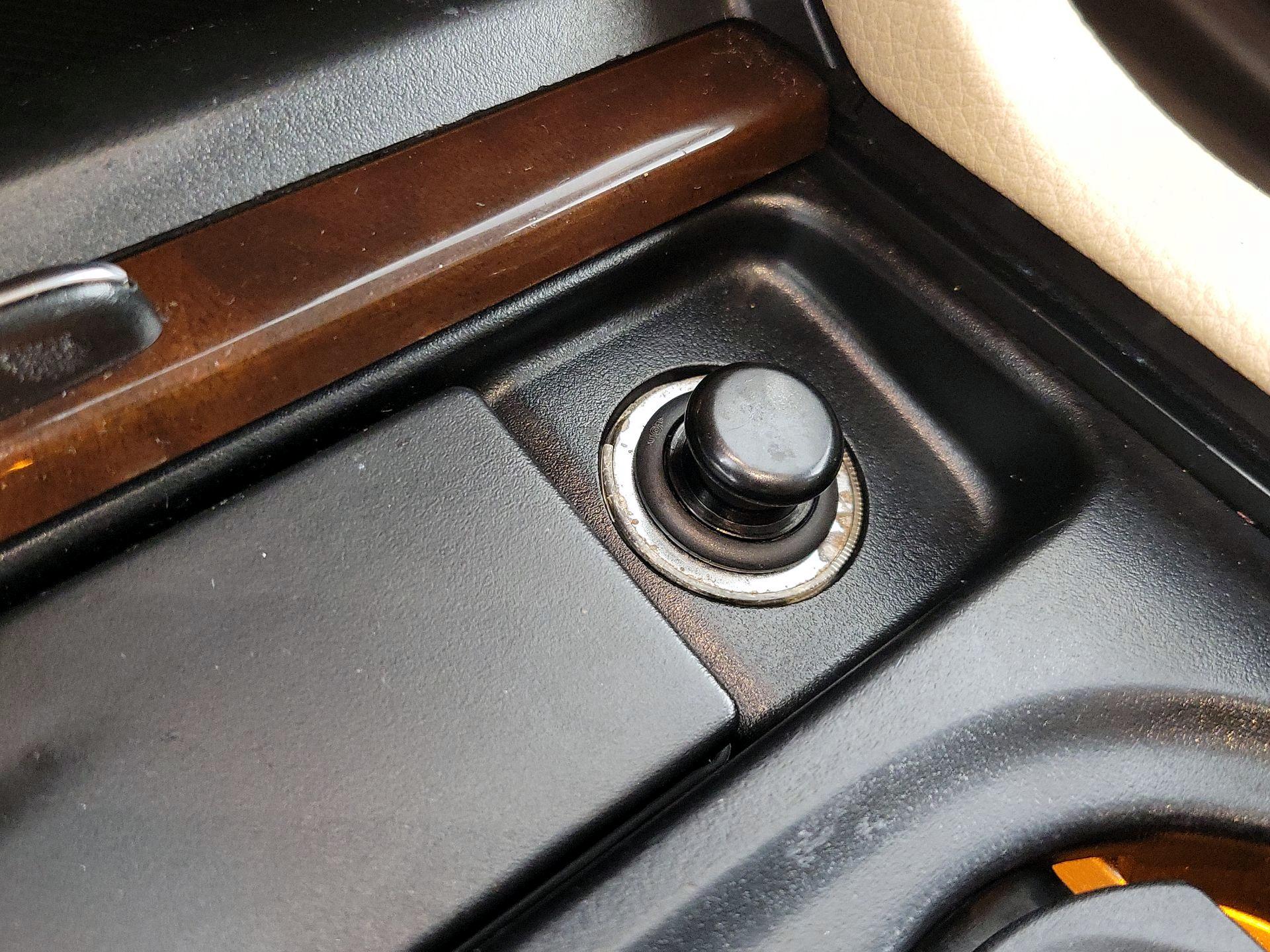 Thumbnail: 2016 Mercedes-Benz GLE - 19