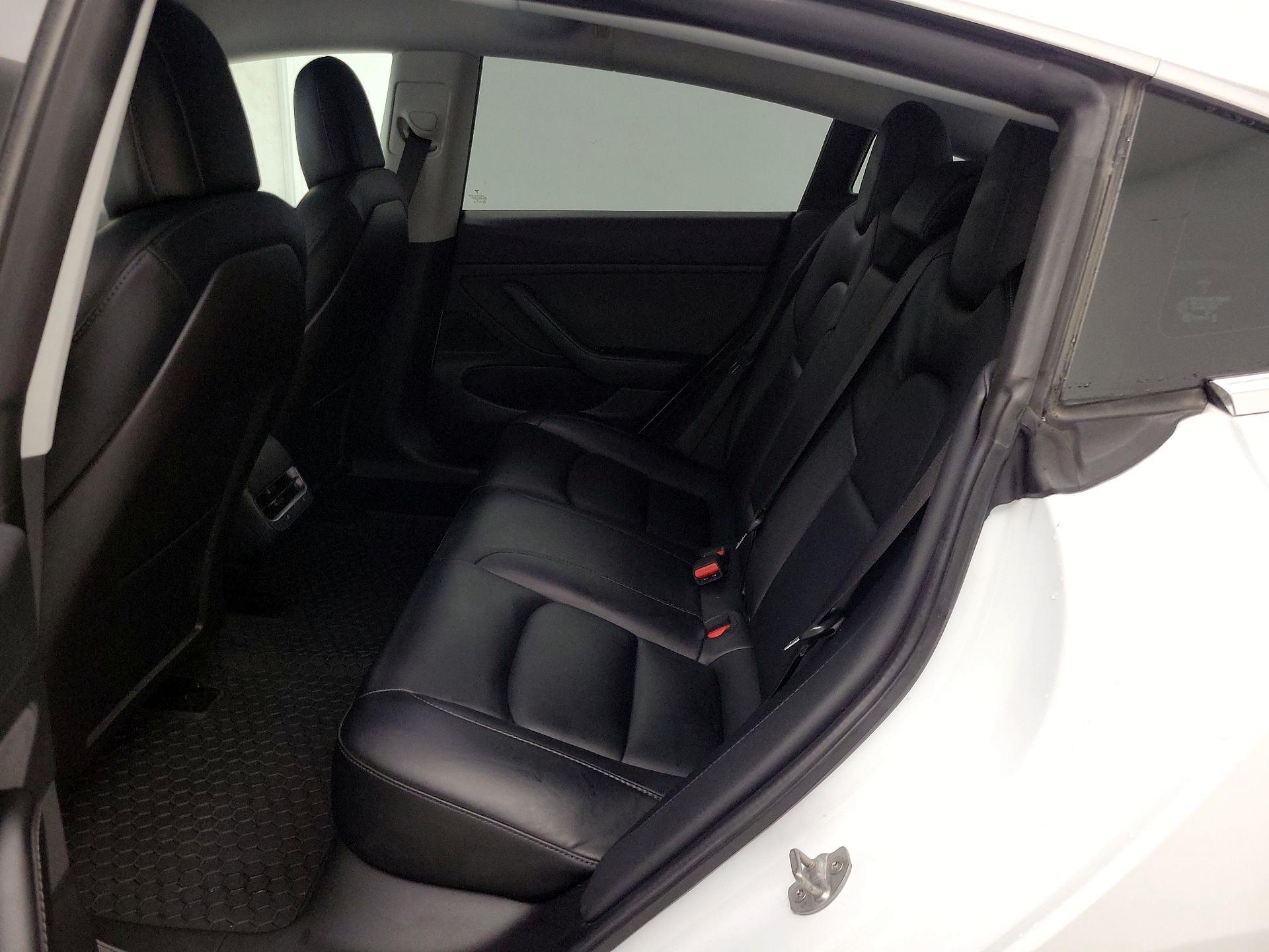 Thumbnail: 2020 Tesla Model 3 - 19