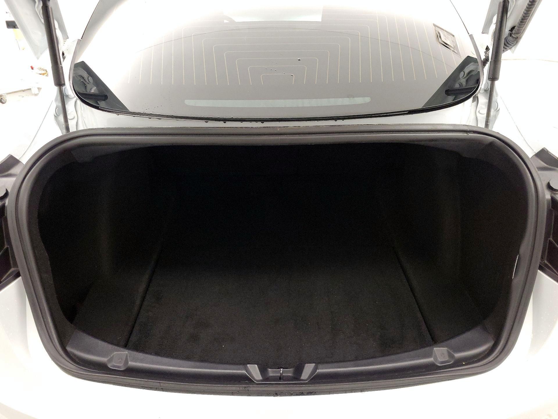 Thumbnail: 2020 Tesla Model 3 - 20