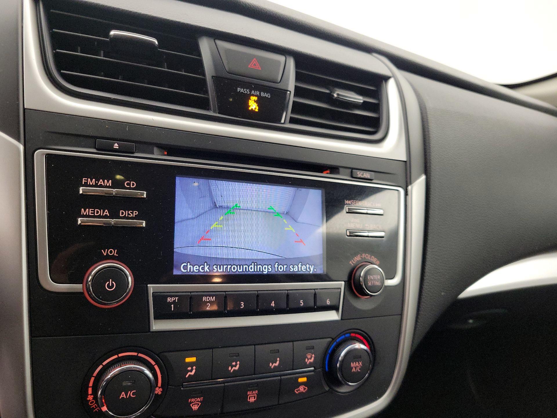 Thumbnail: 2018 Nissan Altima - 14